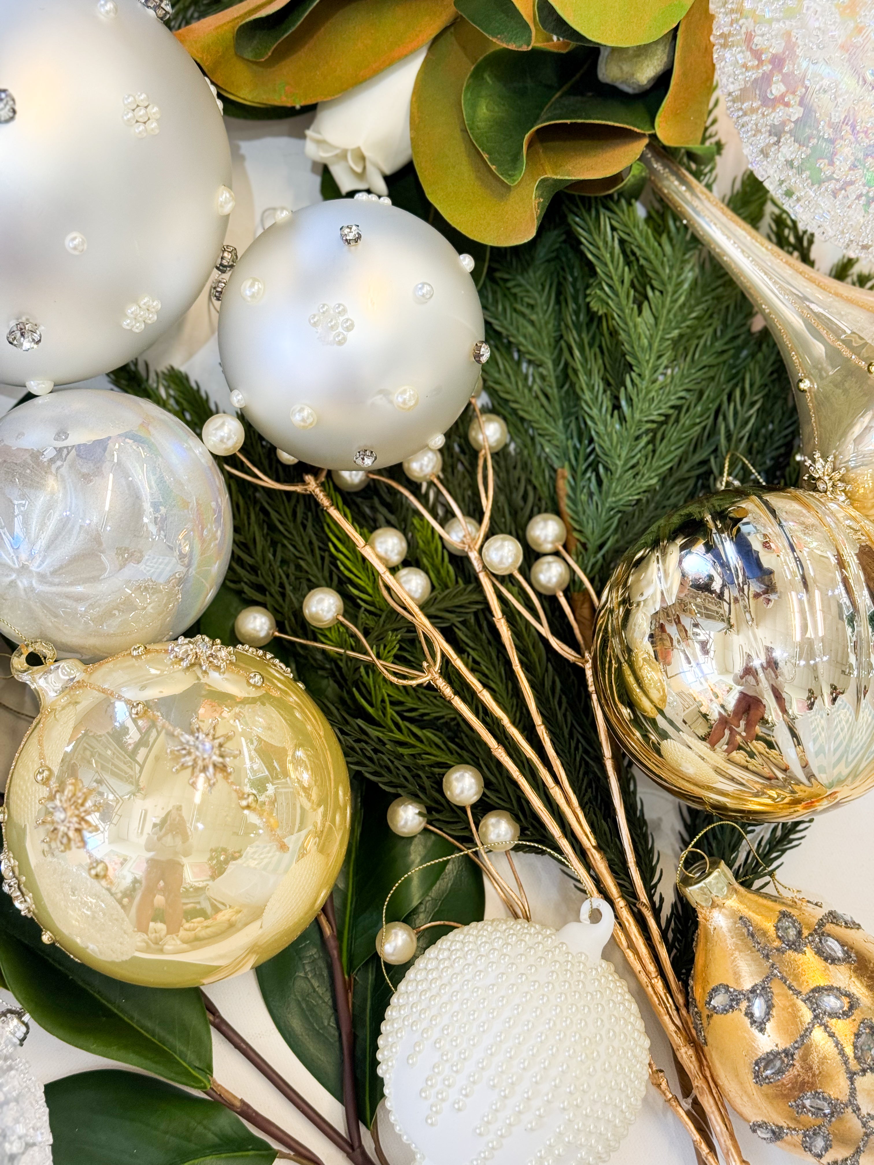 The Versailles Noel Christmas Collection – Blanc Box