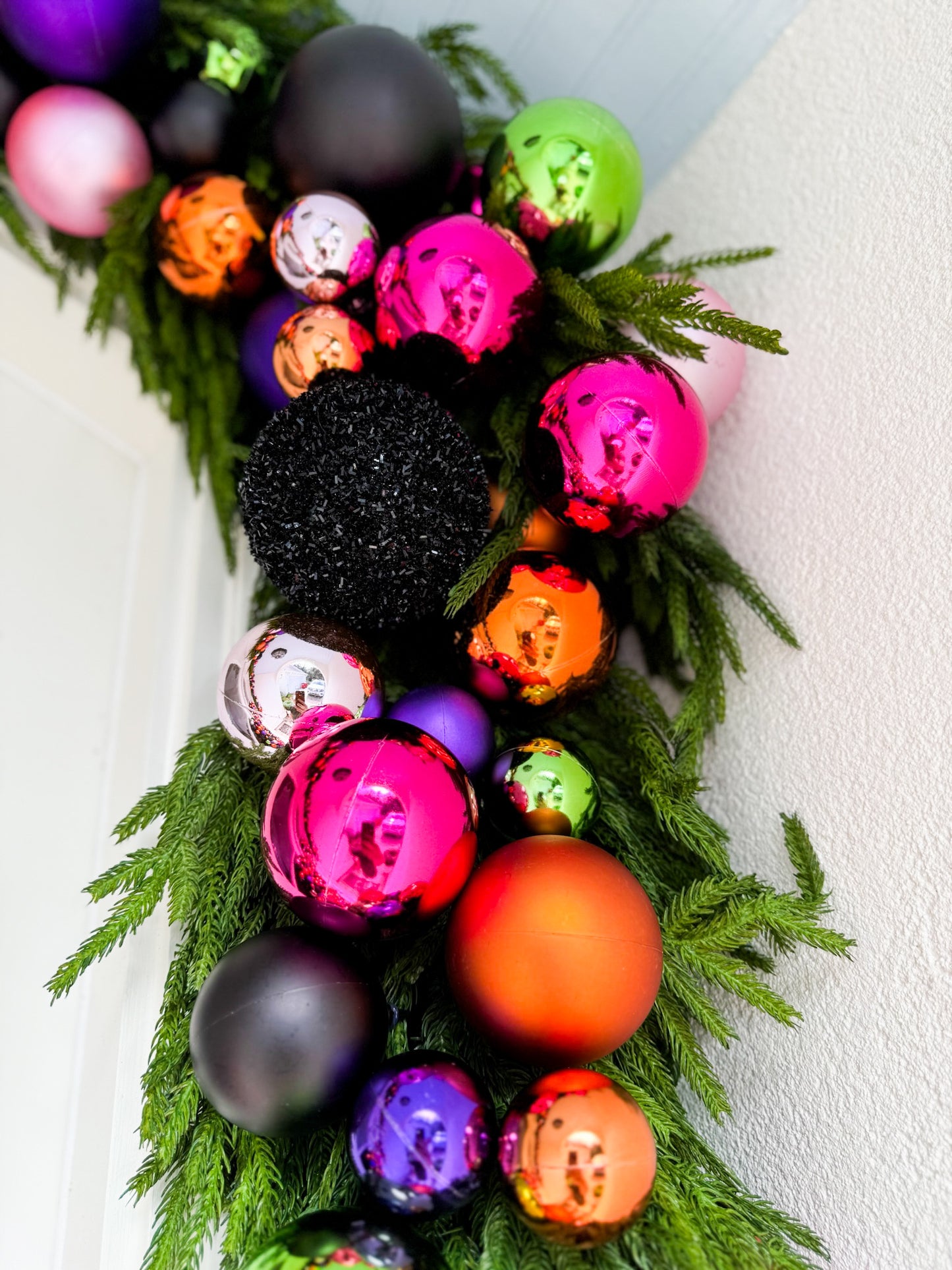 The Bewitched Baubles Halloween Garland