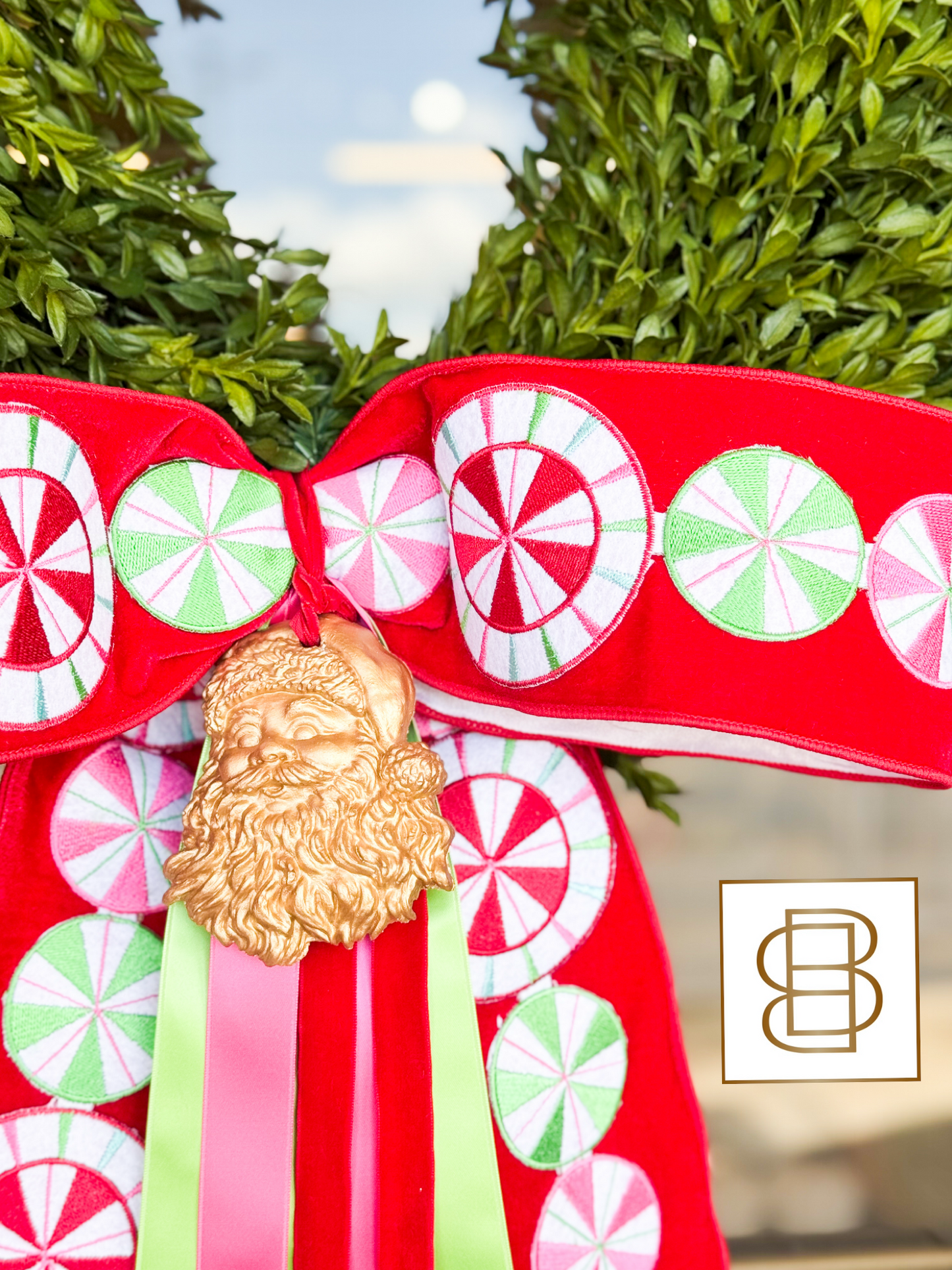 Candy Cane Lane Tealeaf Wreath
