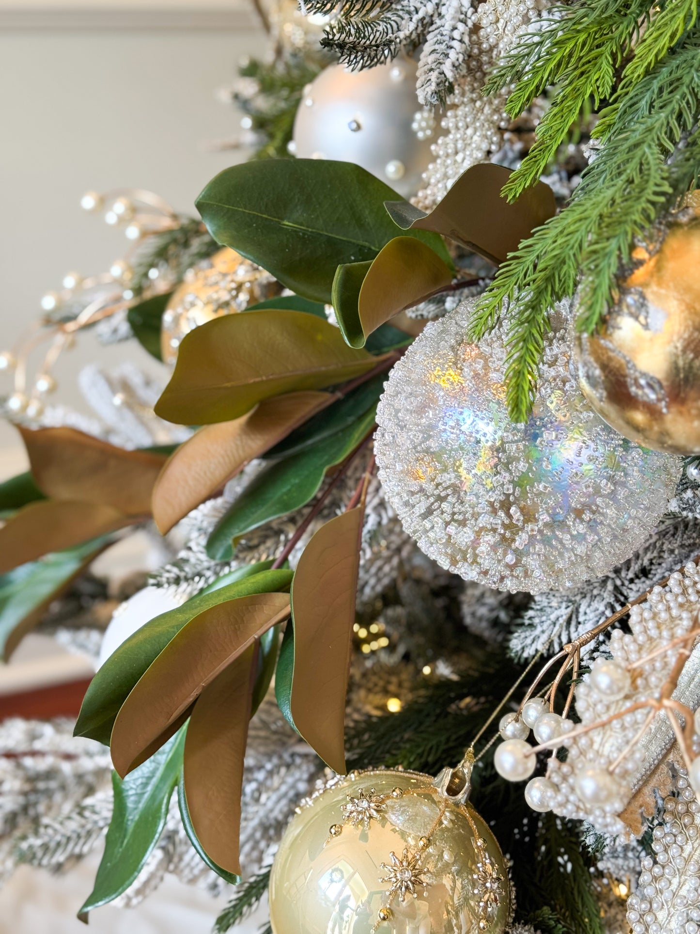 The Versailles Noel Christmas Tree Blanc Box