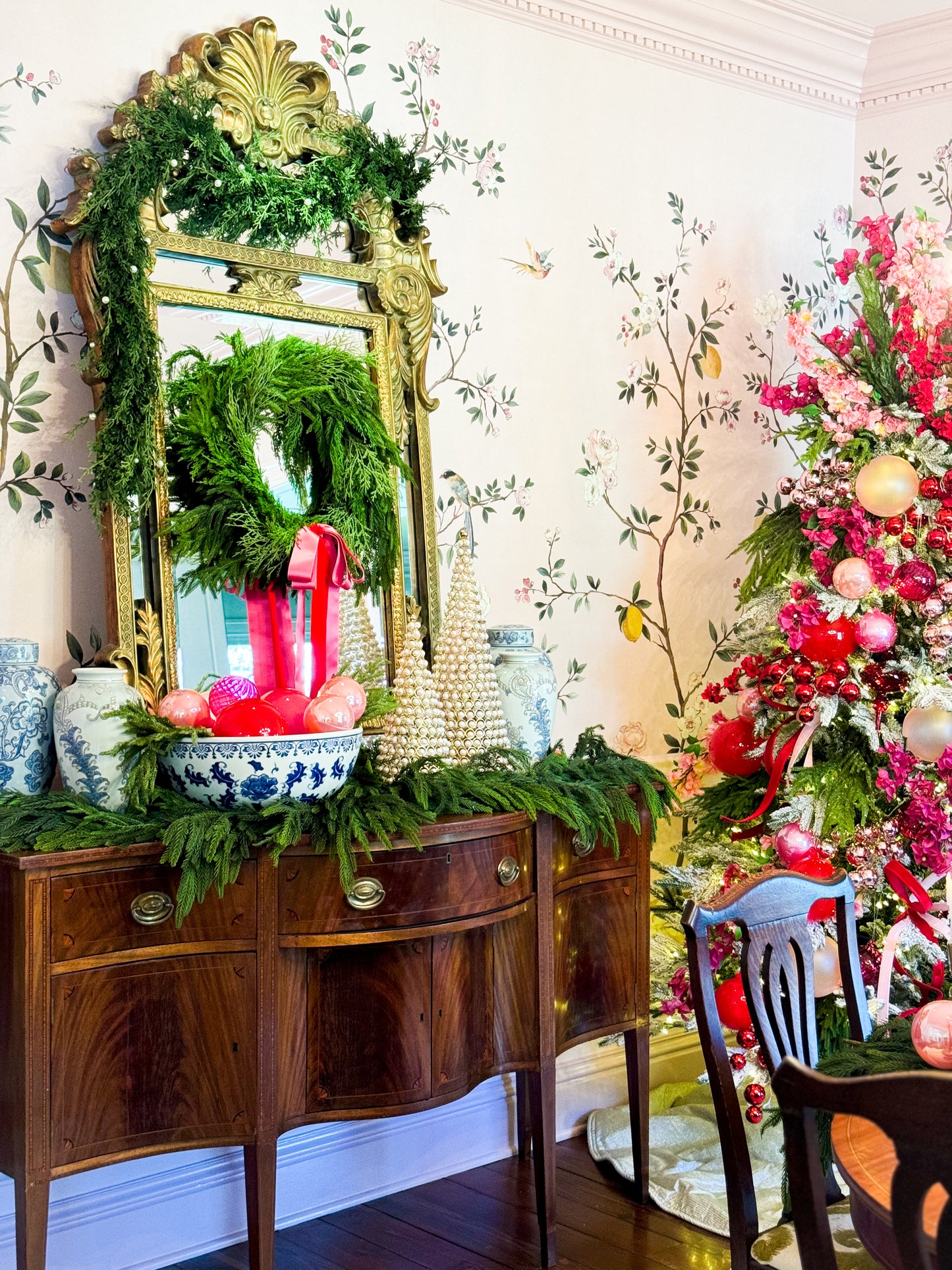 The Cafe De Flore Wreath And Pearl Bow