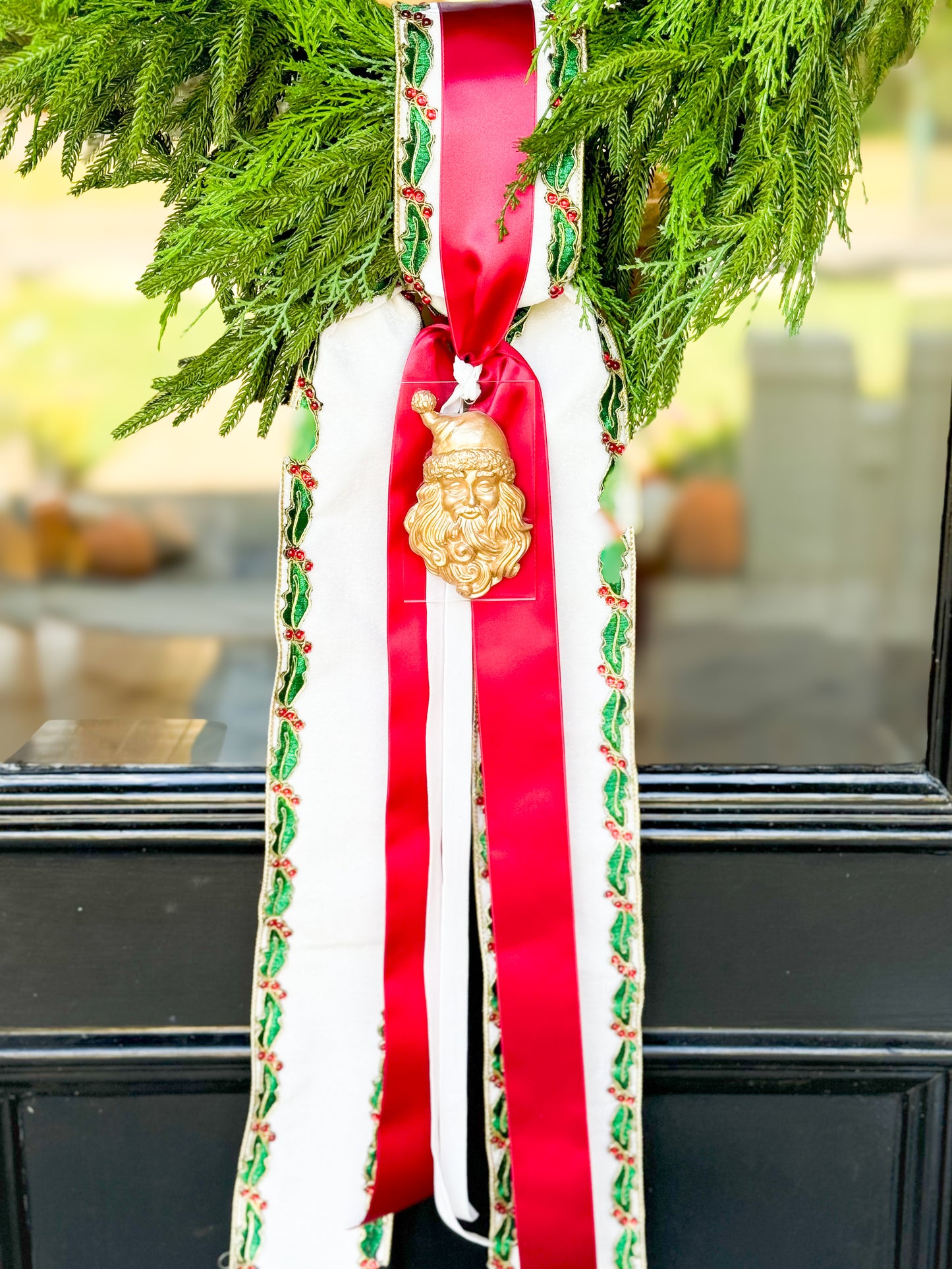 Papa Noel Wreath And Sash