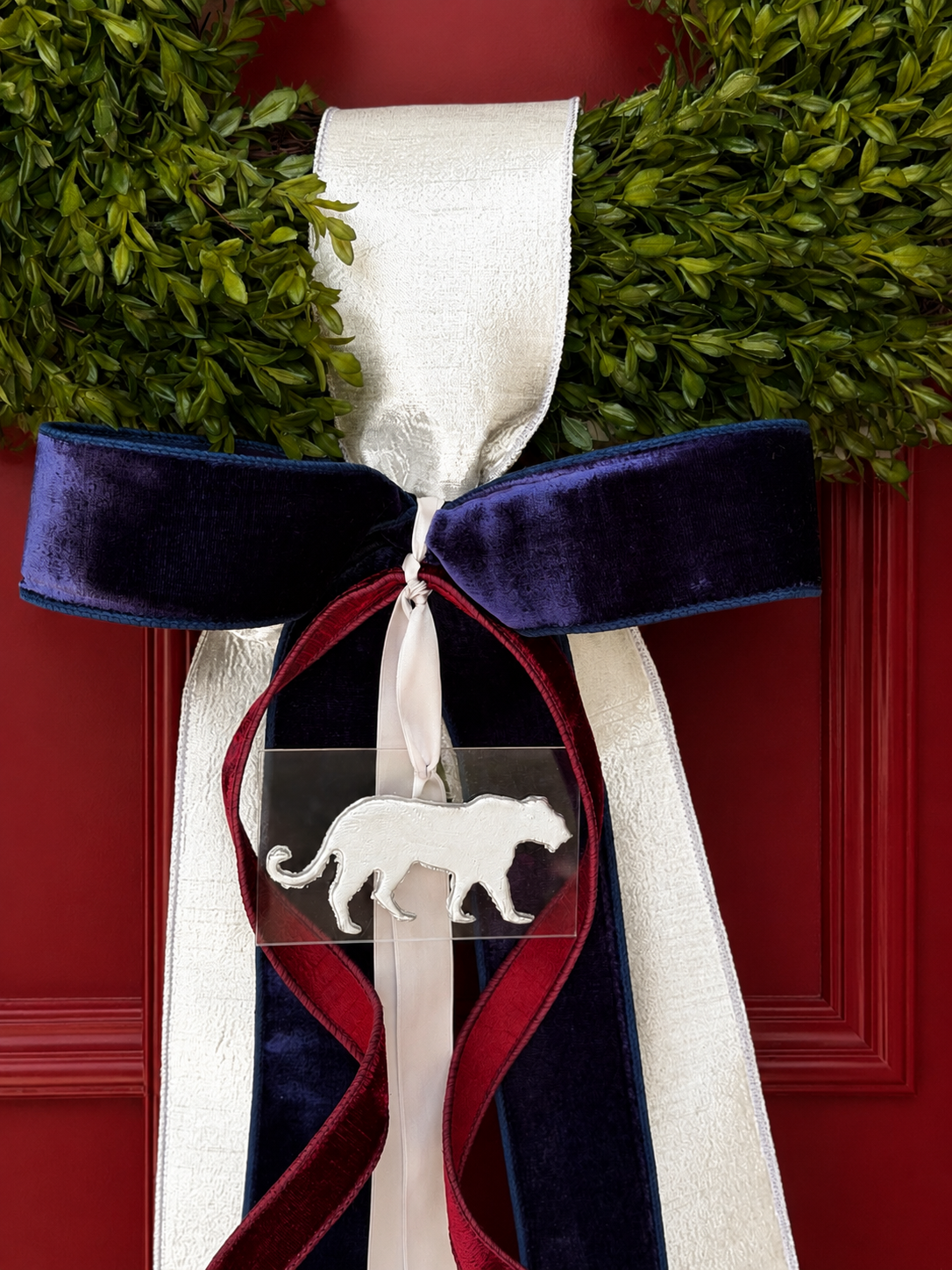 The Silver Cougar Tea Leaf Wreath