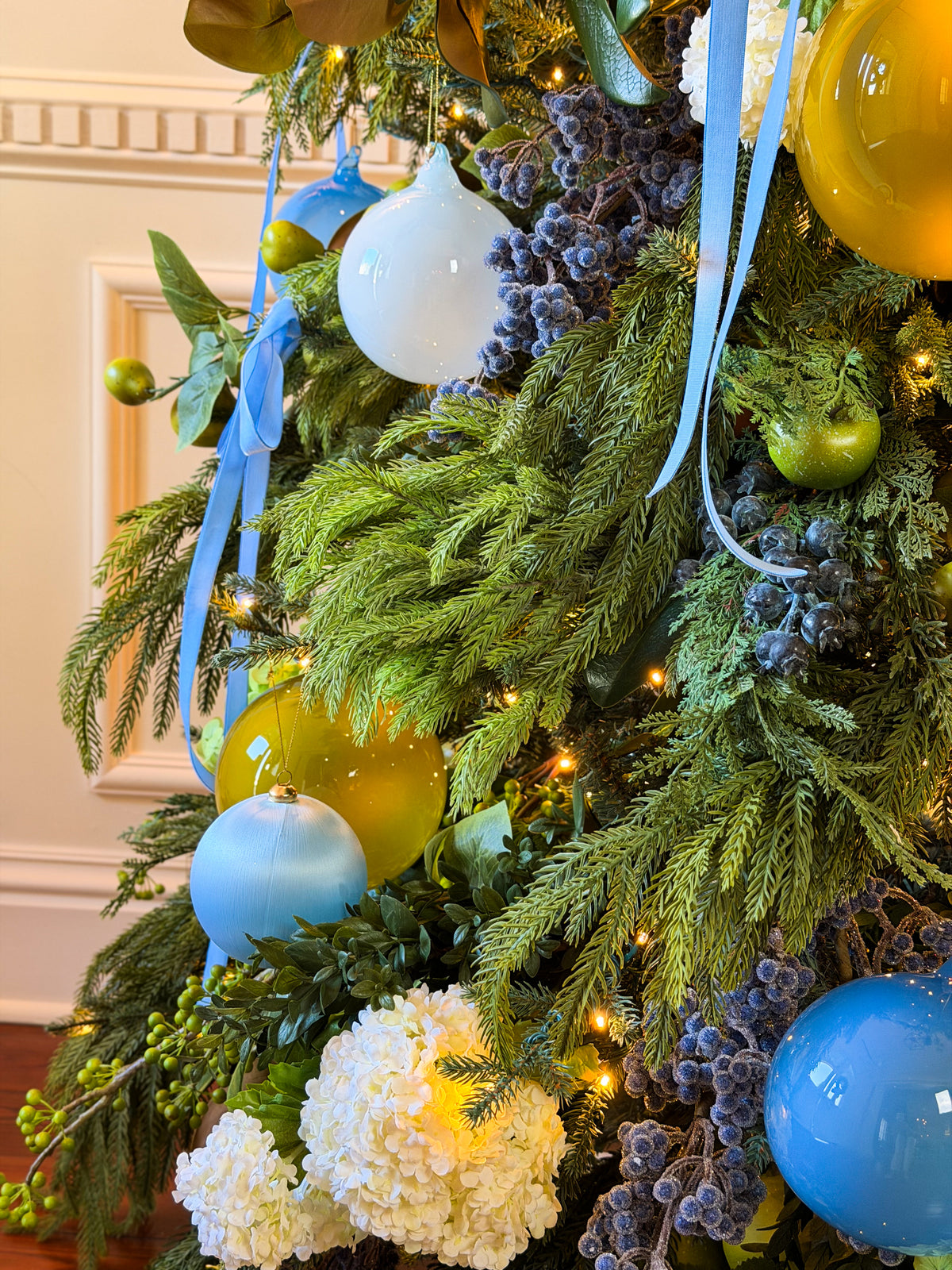 Maison de Provence Christmas Tree Box