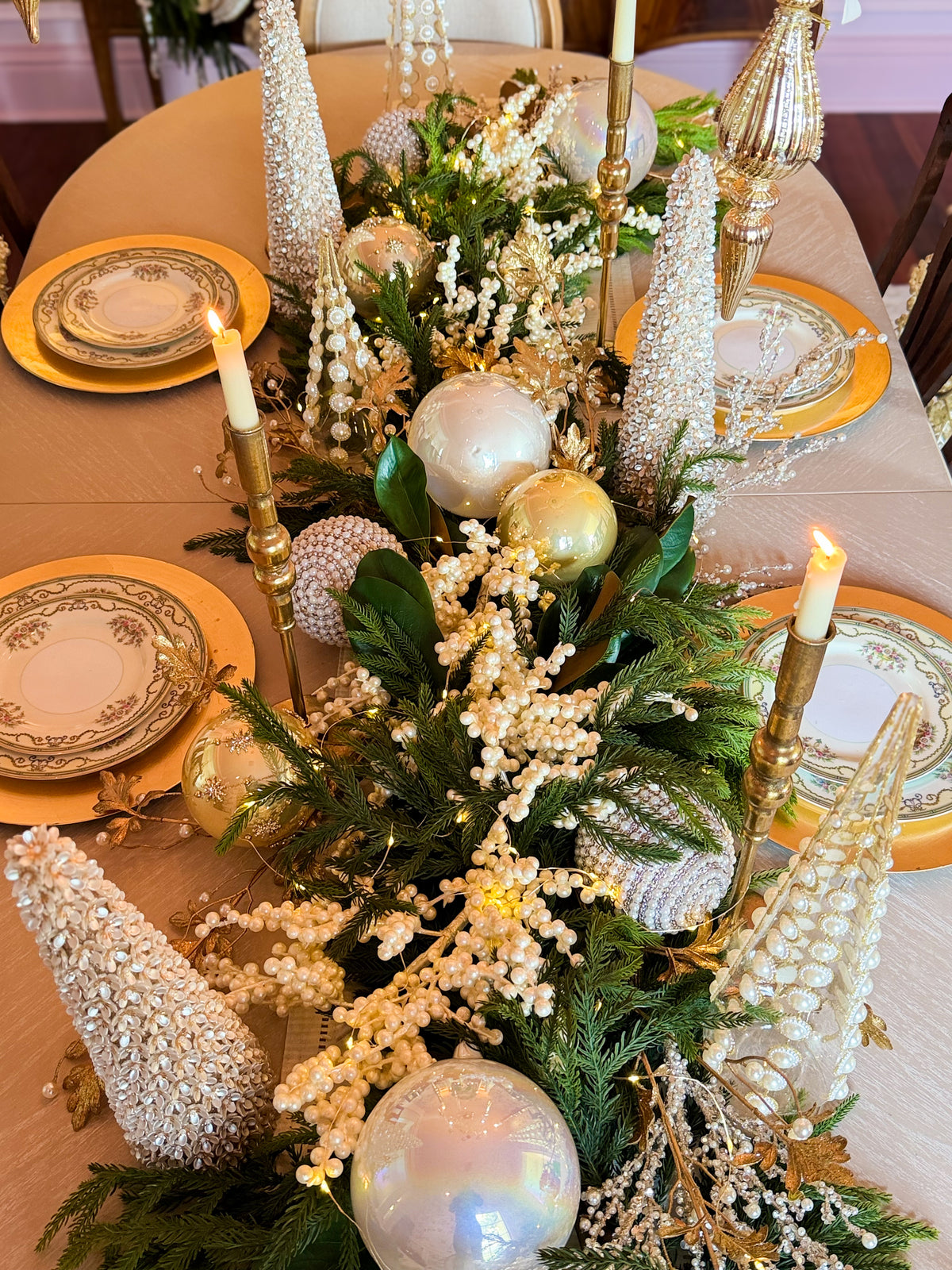Maison de Bella Tablescape/Mantle Box