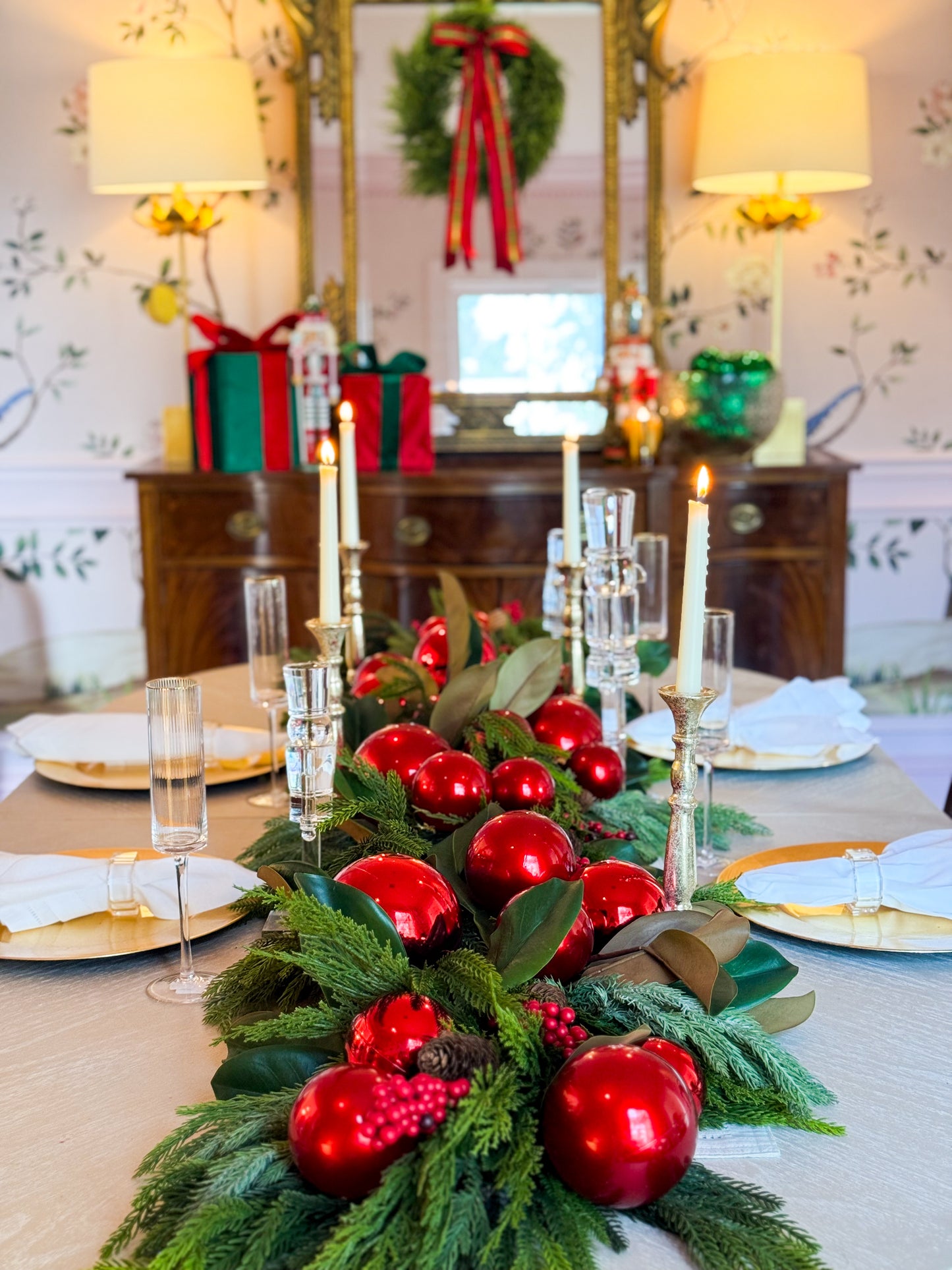The Fete Noel Christmas Tablescape Box