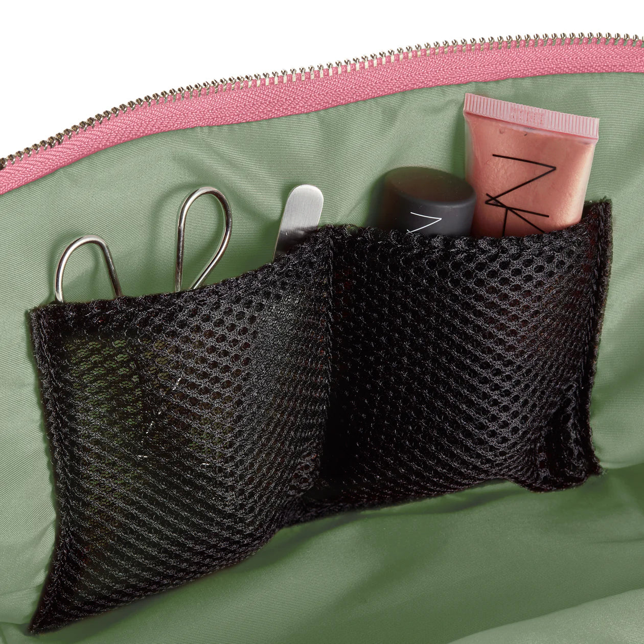 KUSSHI Nylon Signature Bag