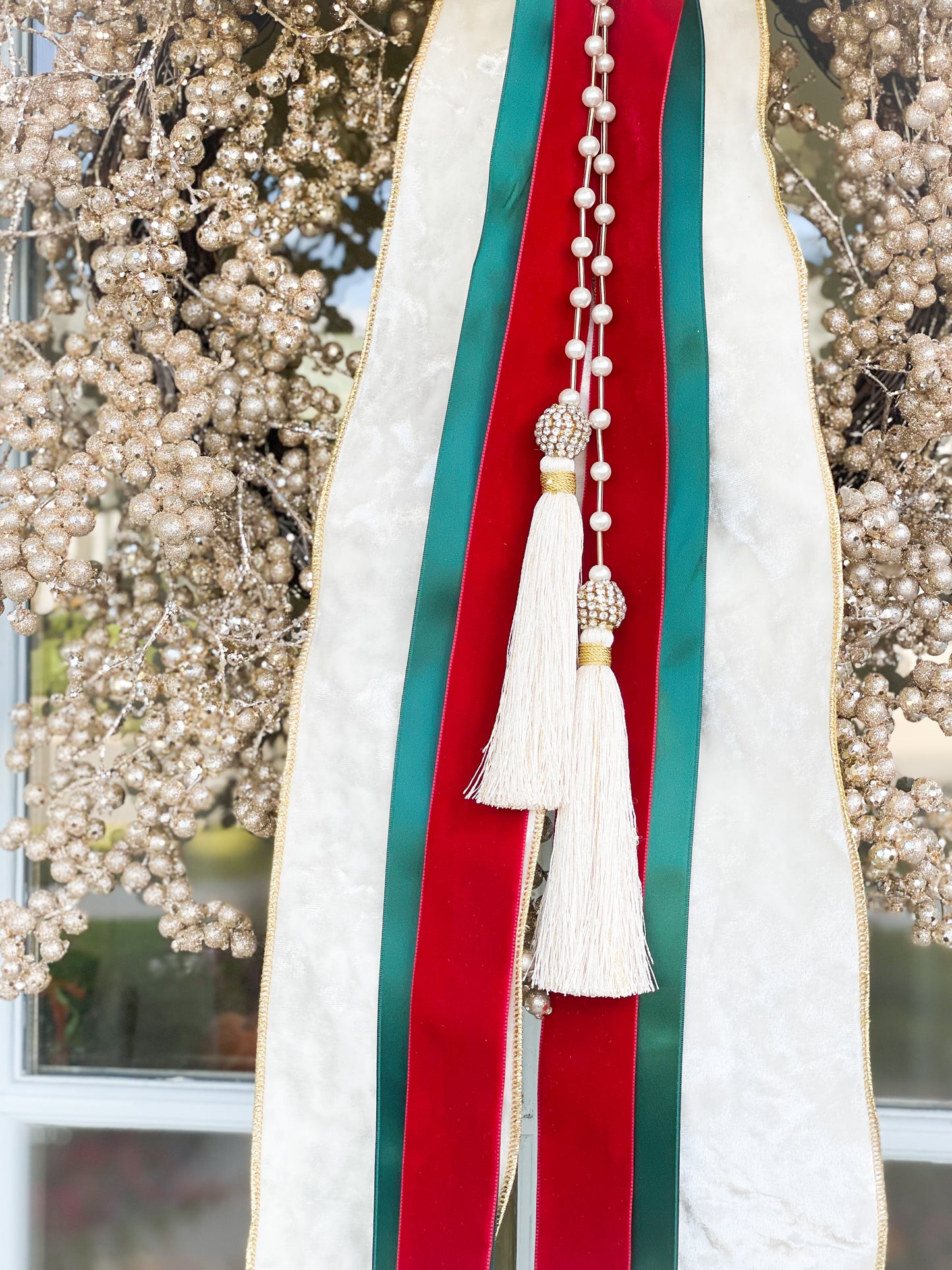 The White Noel Champagne Berry Wreath And Bow With Pearl Tassel