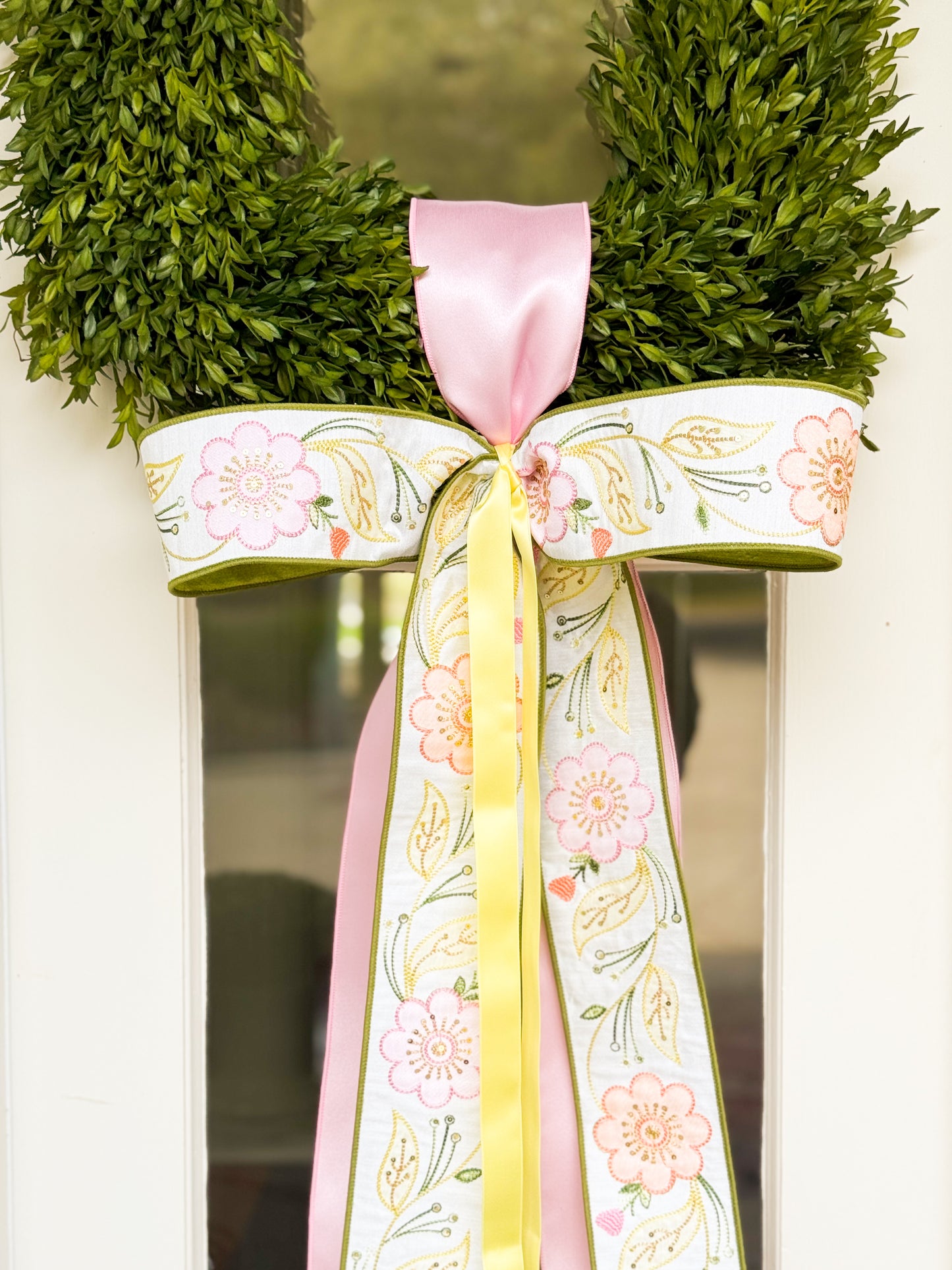 Fleur de Veranda Tea Leaf Wreath
