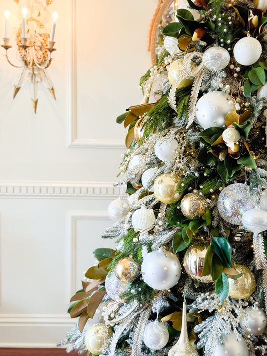 The Versailles Noel Christmas Tree Blanc Box