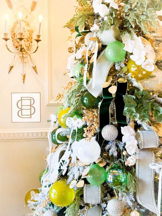 The Belle Meade Christmas Tree Blanc Box