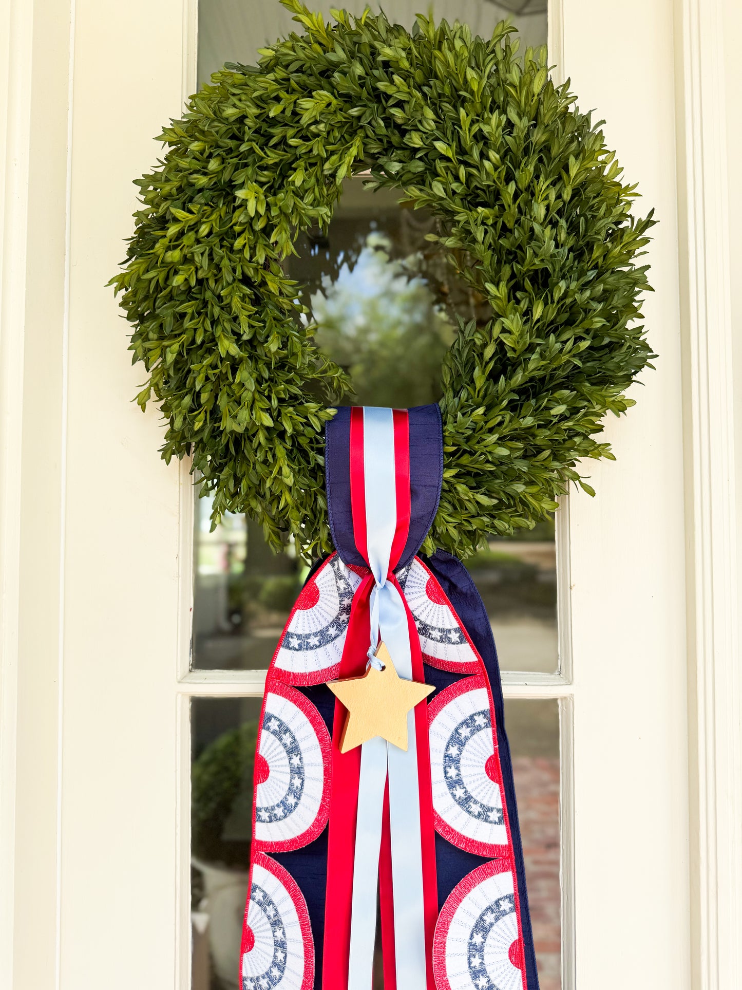 Heritage Parade Tea Leaf Wreath