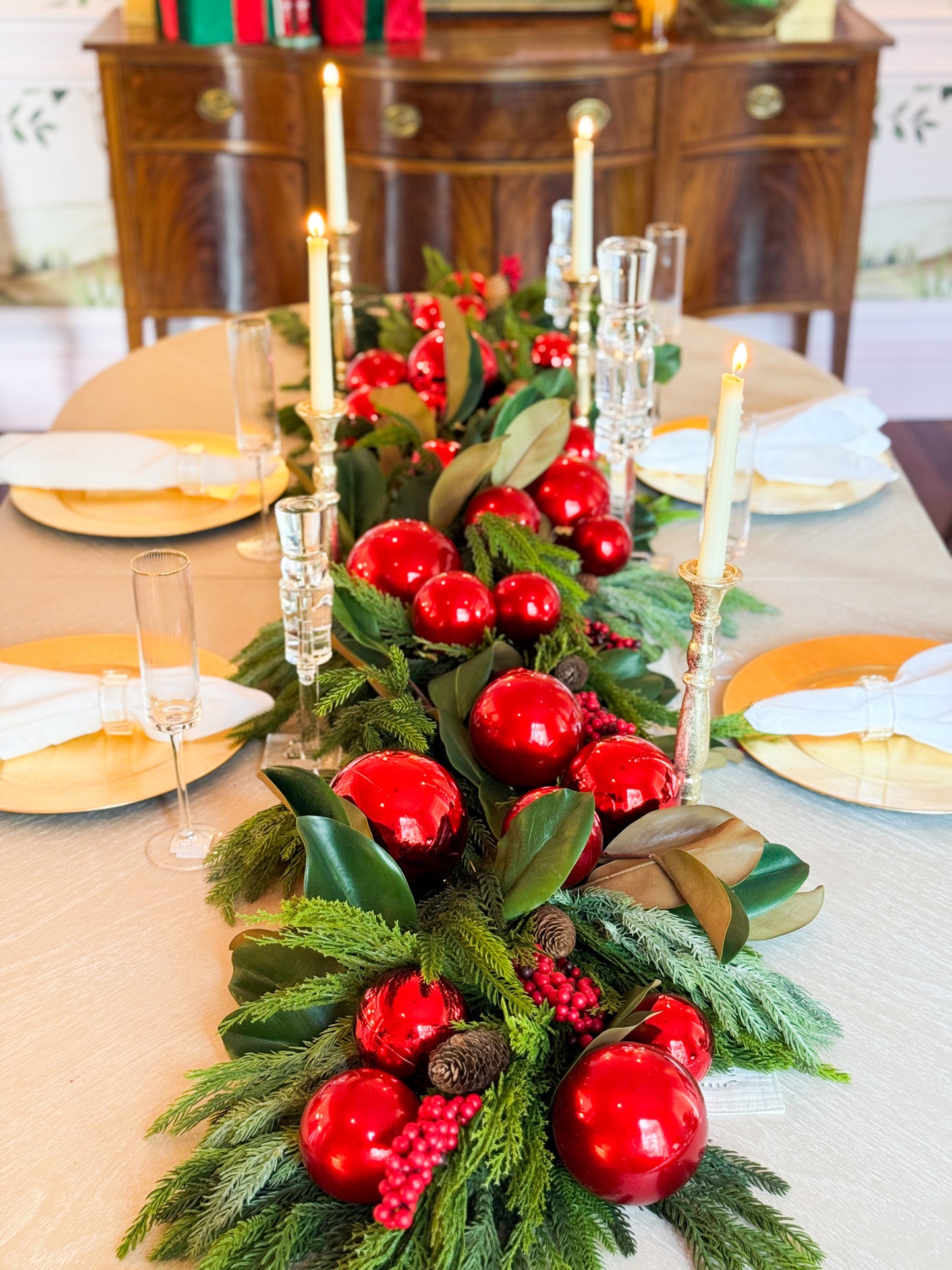 The Fete Noel Christmas Tablescape Box