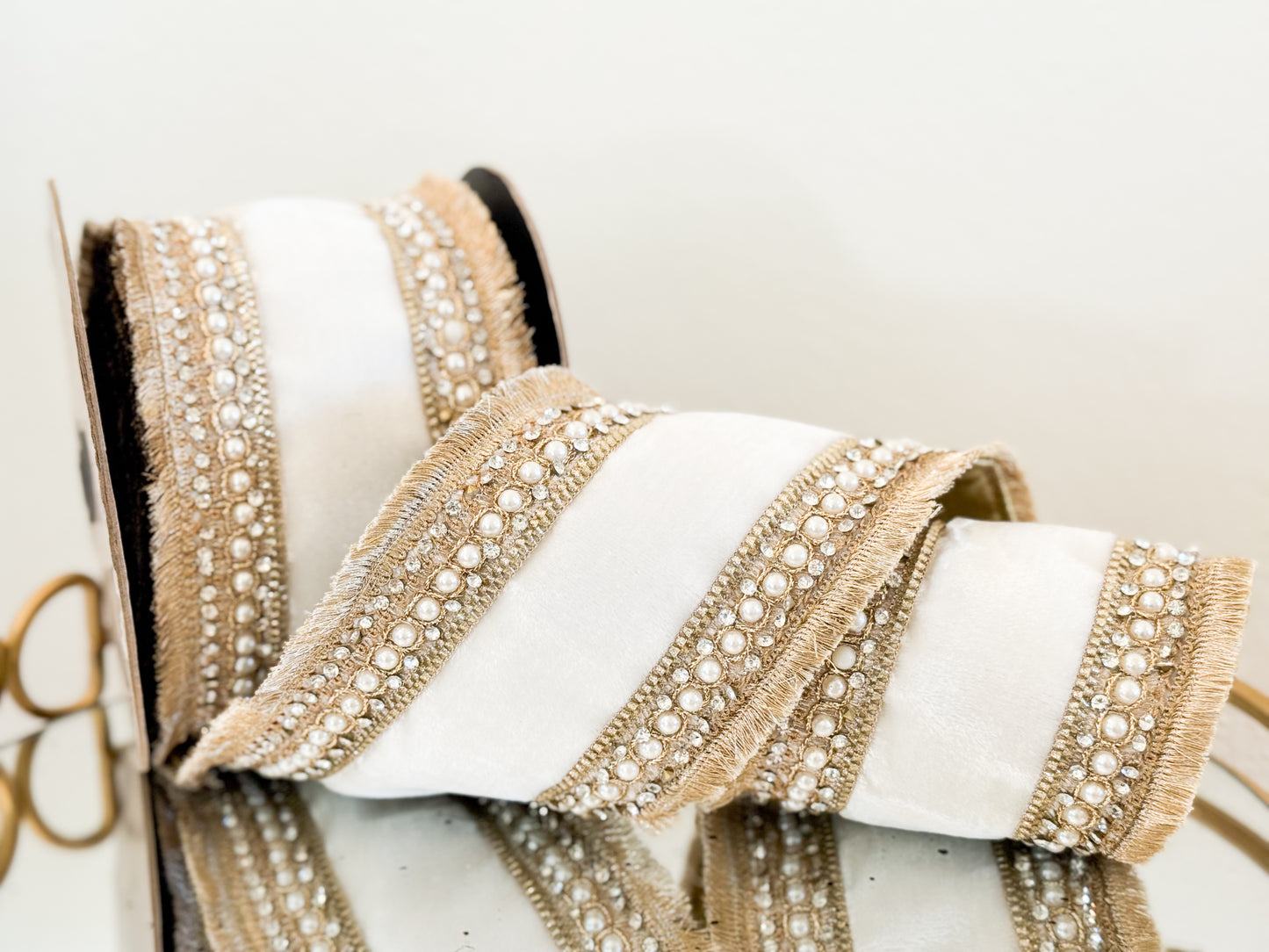 Pearl Chateau Ribbon