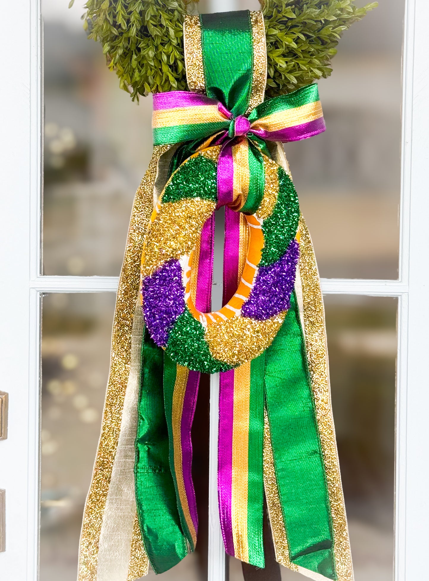 The King Cake Tea Leaf Wreath And Sash MEDIUM