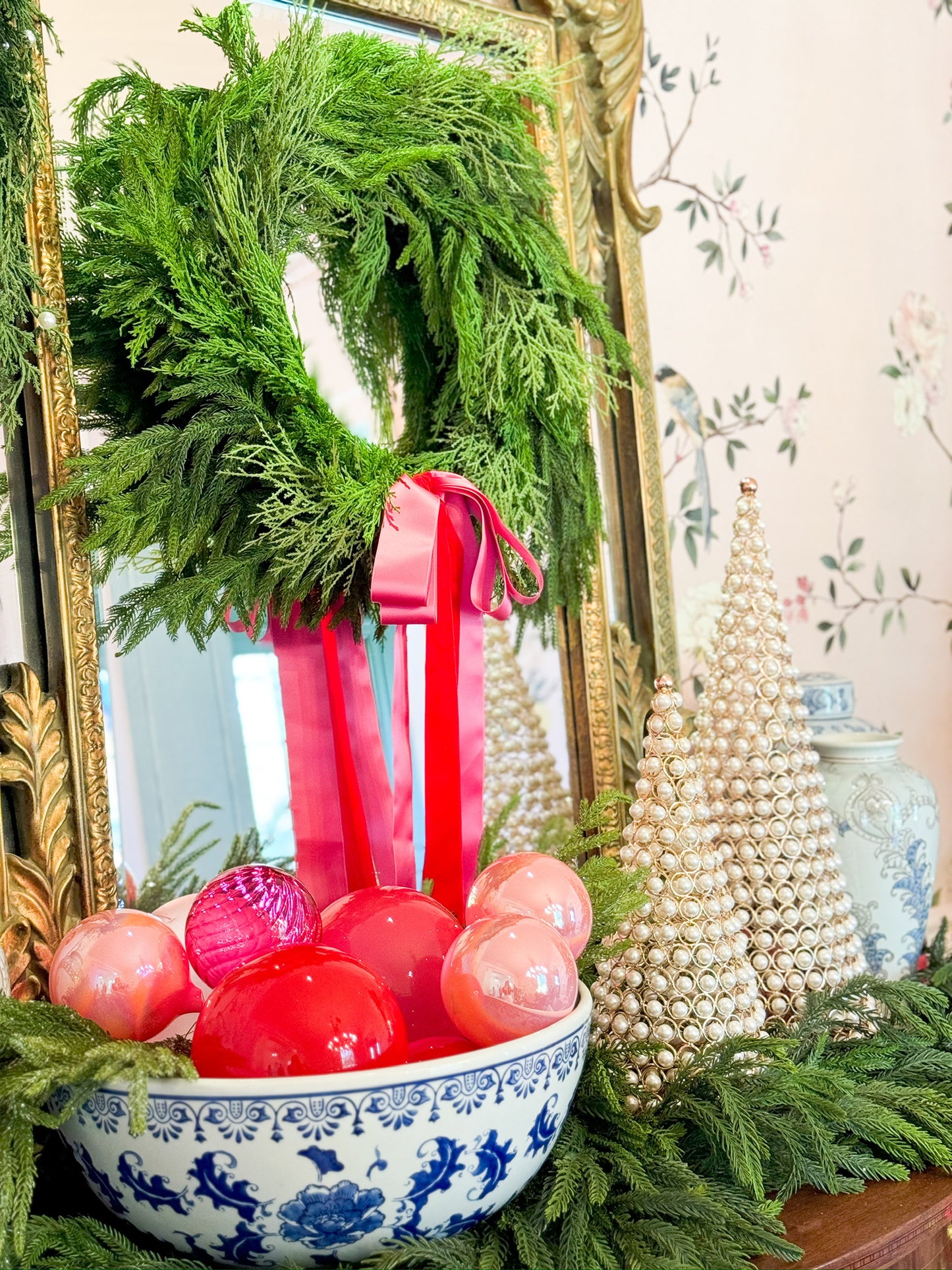 The Cafe De Flore Wreath And Pearl Bow