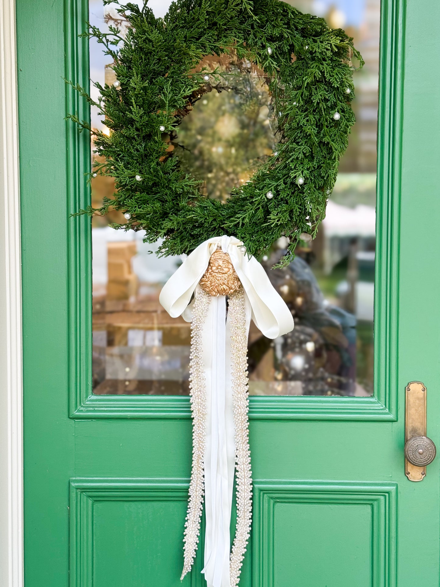 The Versailles Noel Cedar Pearl Christmas Wreath