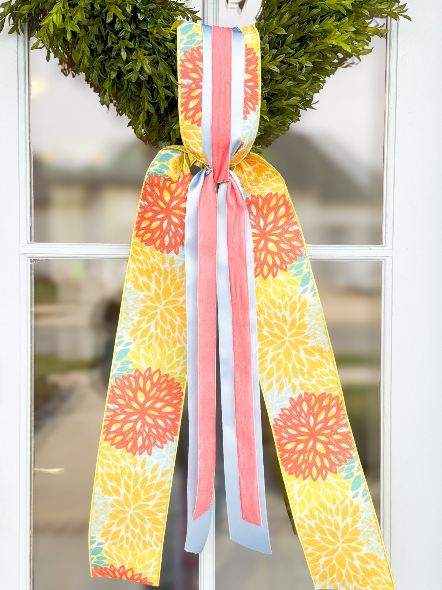 The Bloom Tea Leaf Wreath And Sash