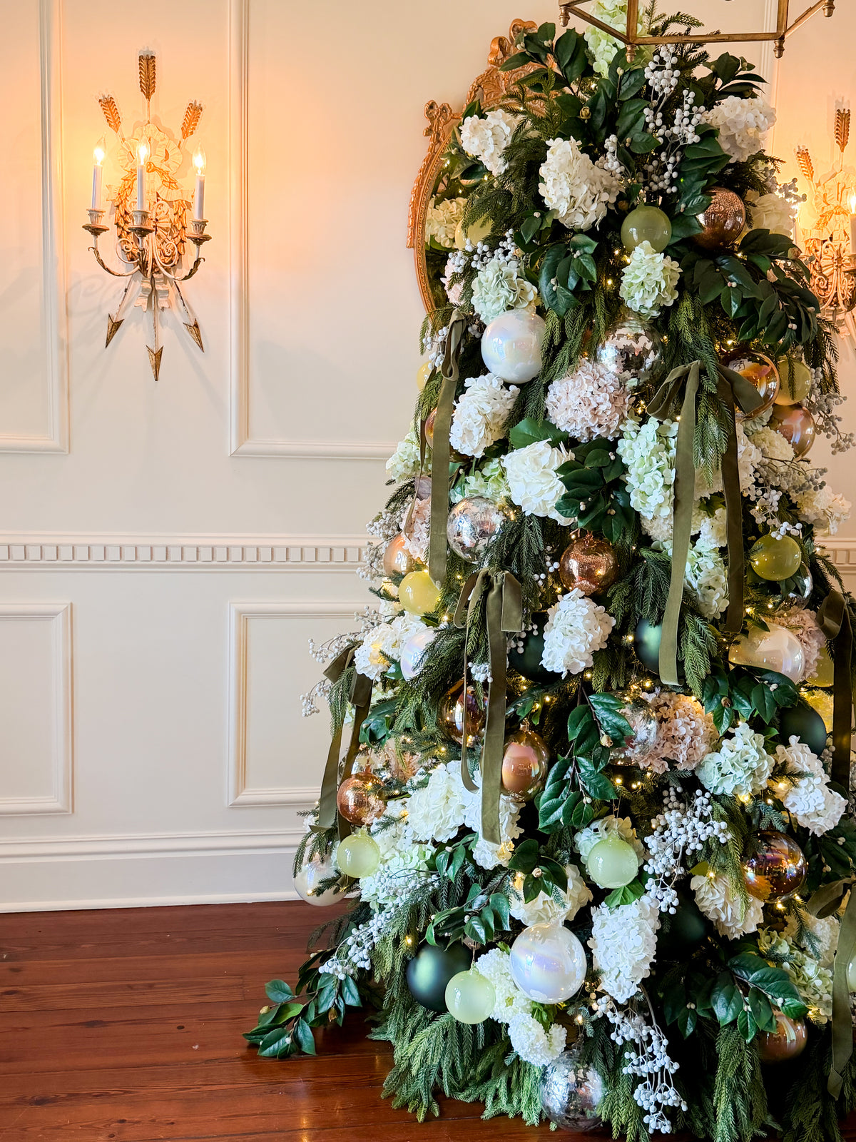 Maison de Fleur Christmas Tree Box