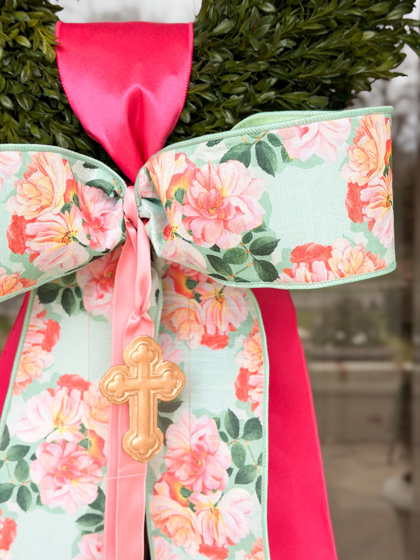Camellia Garden Cross Tea Leaf Wreath
