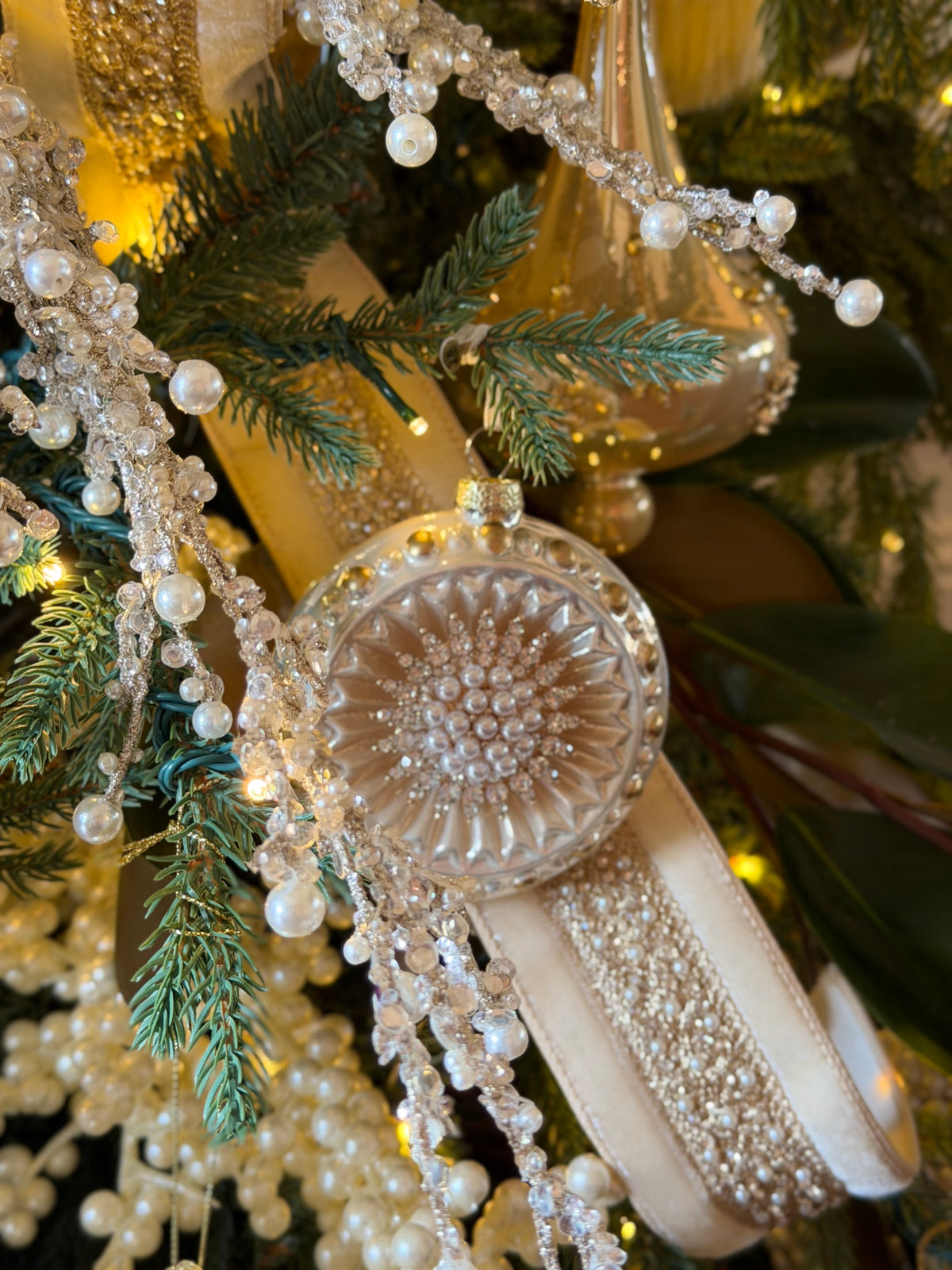 Maison de Bella Christmas Tree Box