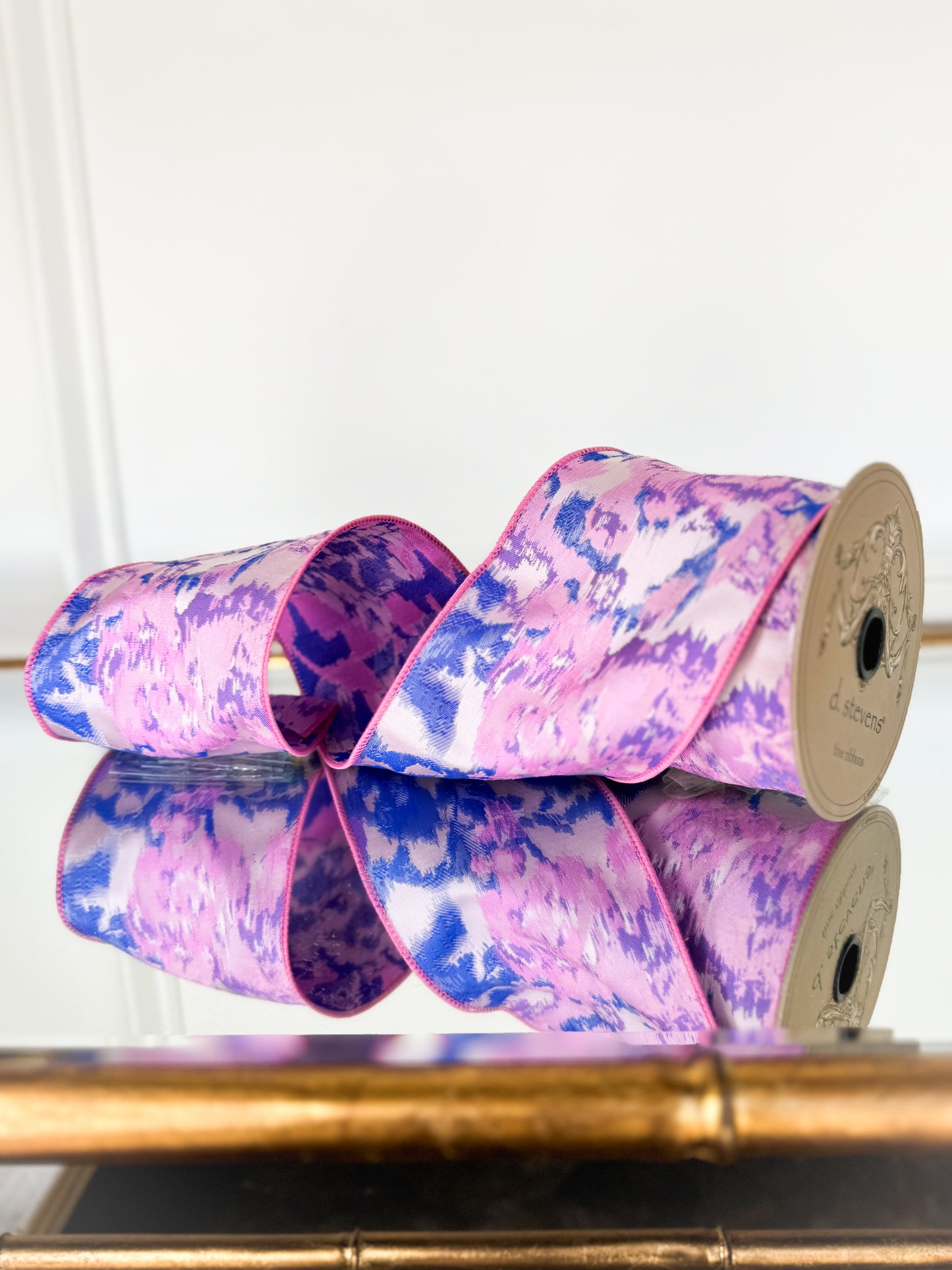 Purple Abstract Ribbon