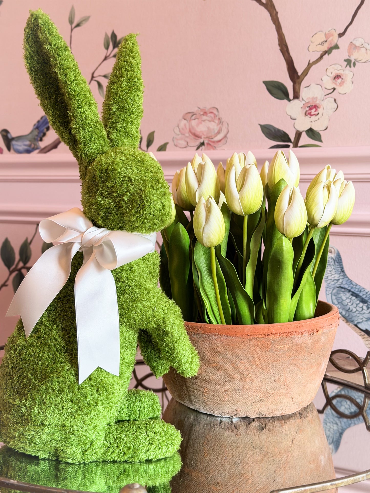 Blanc Box Cream Dutch Tulip Pot