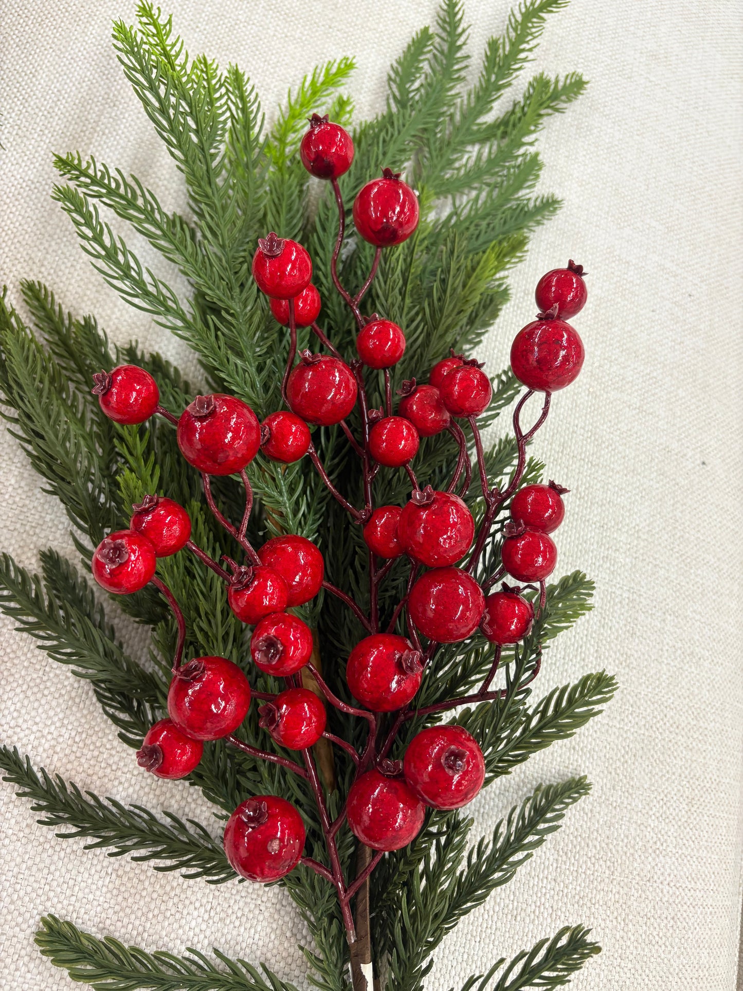 Berry with Willow pine bundle of six