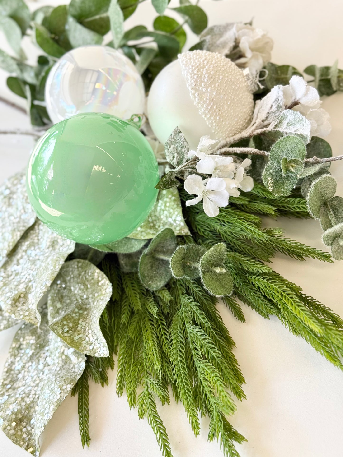 Mistletoe Mist Christmas Tree Petite Box
