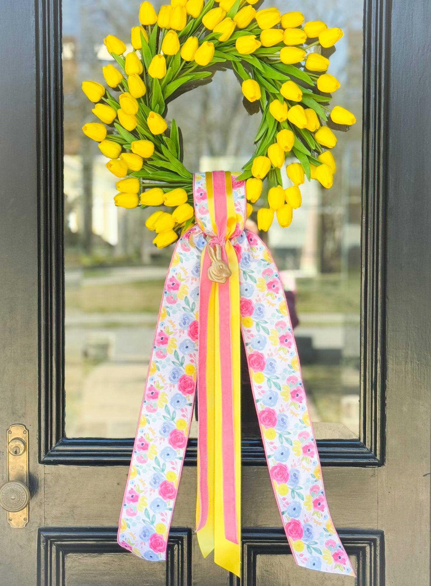 Cottontail Tulip Wreath And Sash