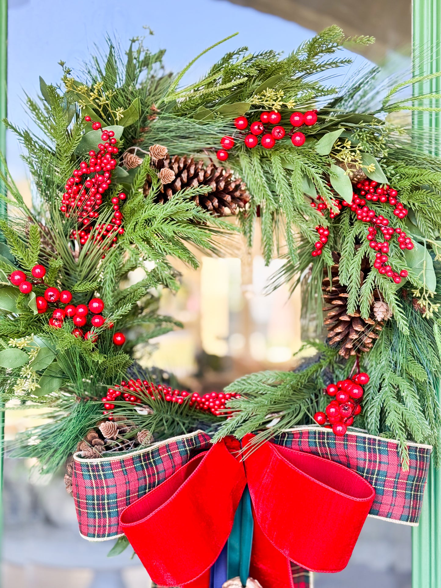 RL Noel Berry Wreath And Bow