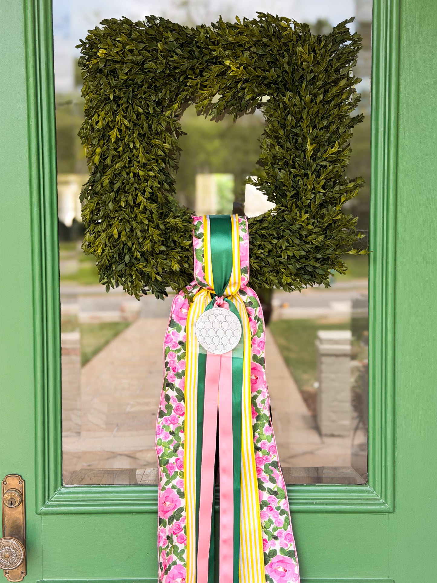 Azalea Greens Tea Leaf Wreath