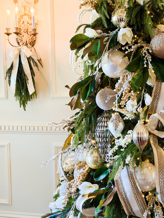 Maison de Bella Christmas Tree Box