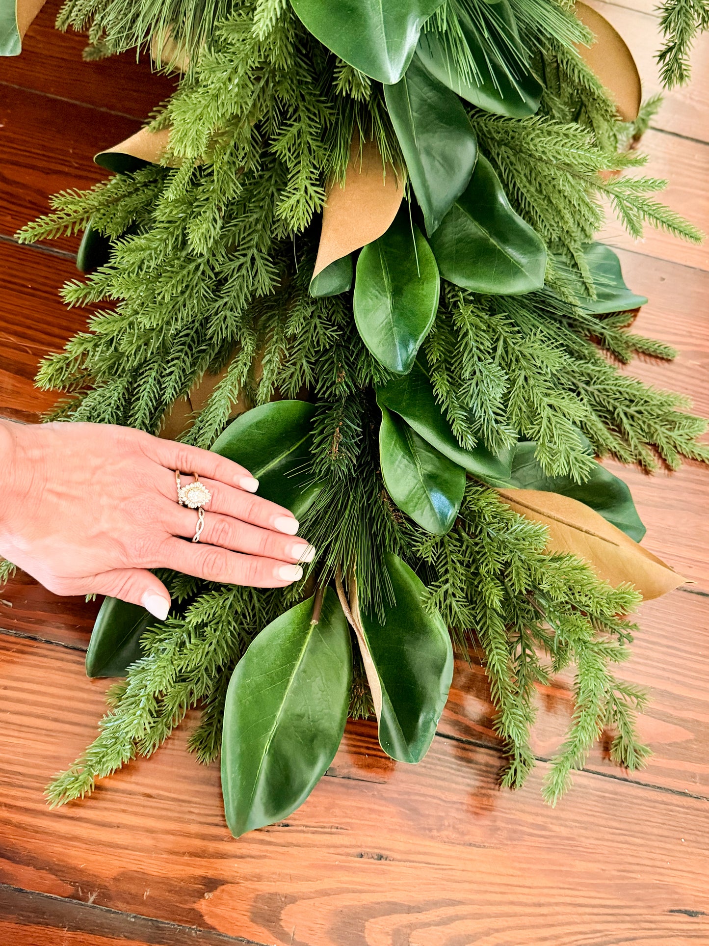 Blanc Box X Seasonal Home Stylist Heirloom Garland (Preorder)