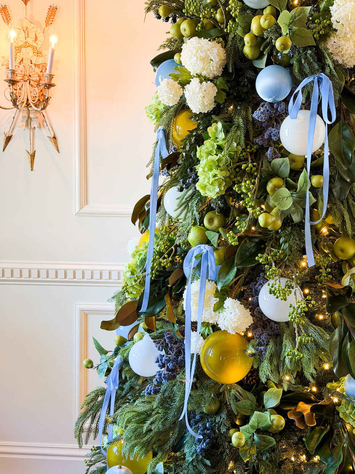 Maison de Provence Christmas Tree Box