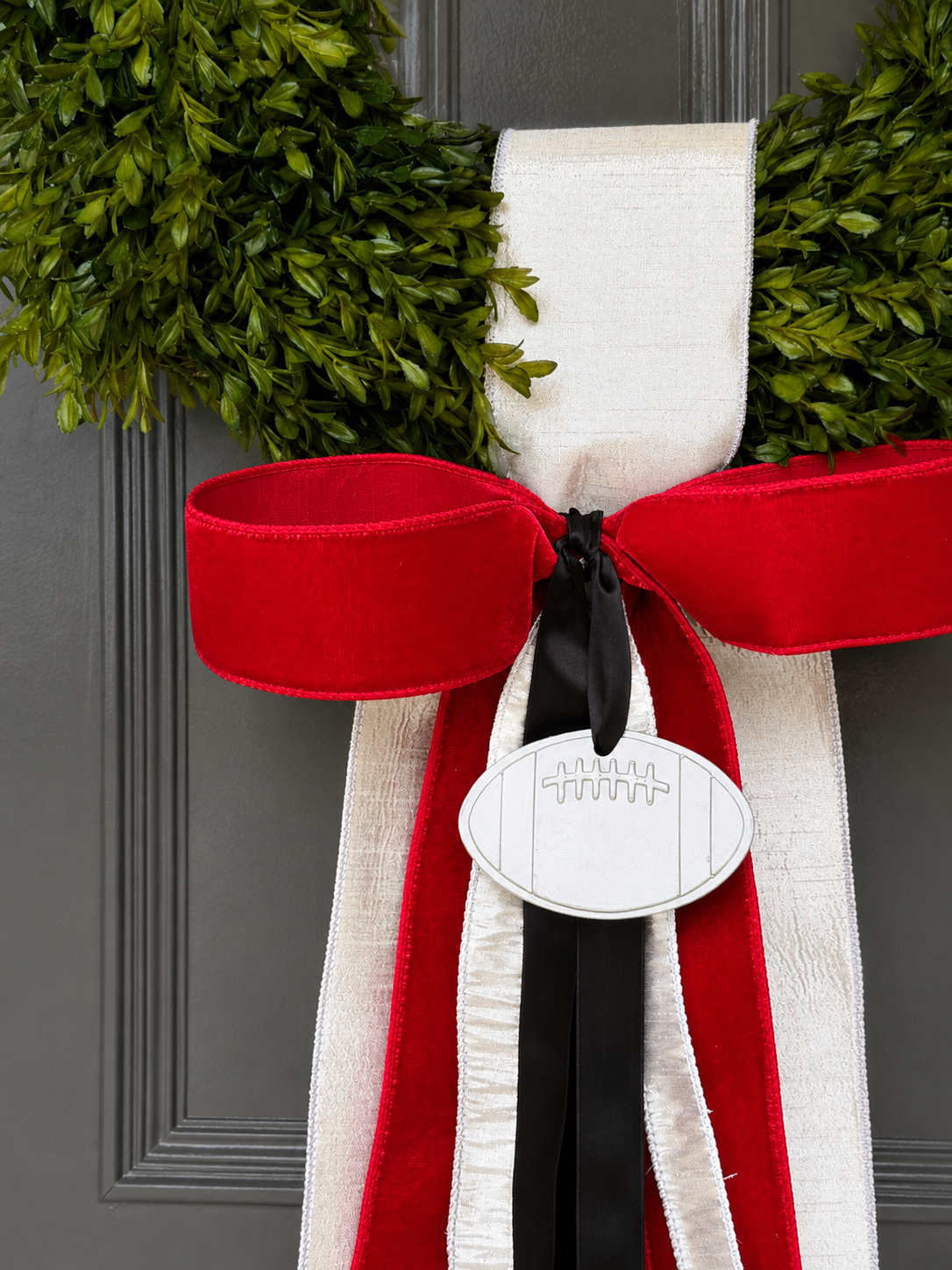 The Buckeye Estate Tea Leaf Wreath