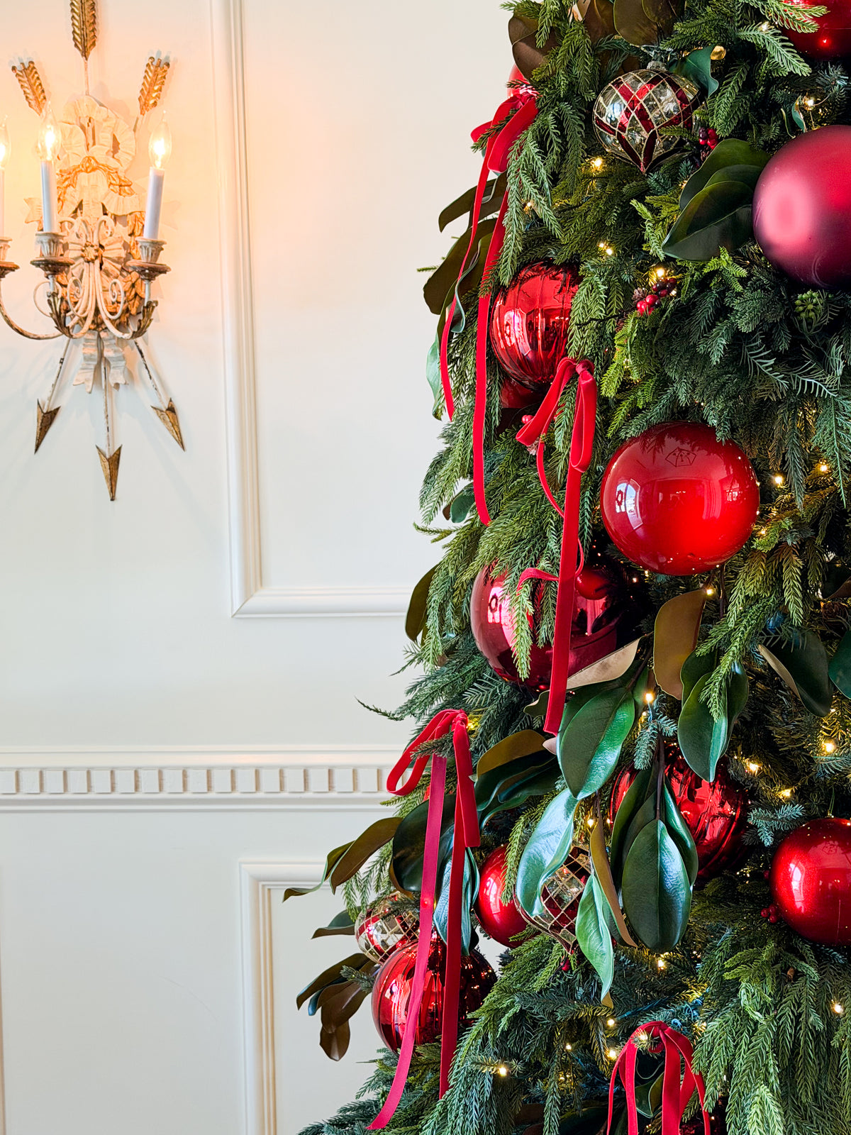 Maison de Ralph Christmas Tree Box