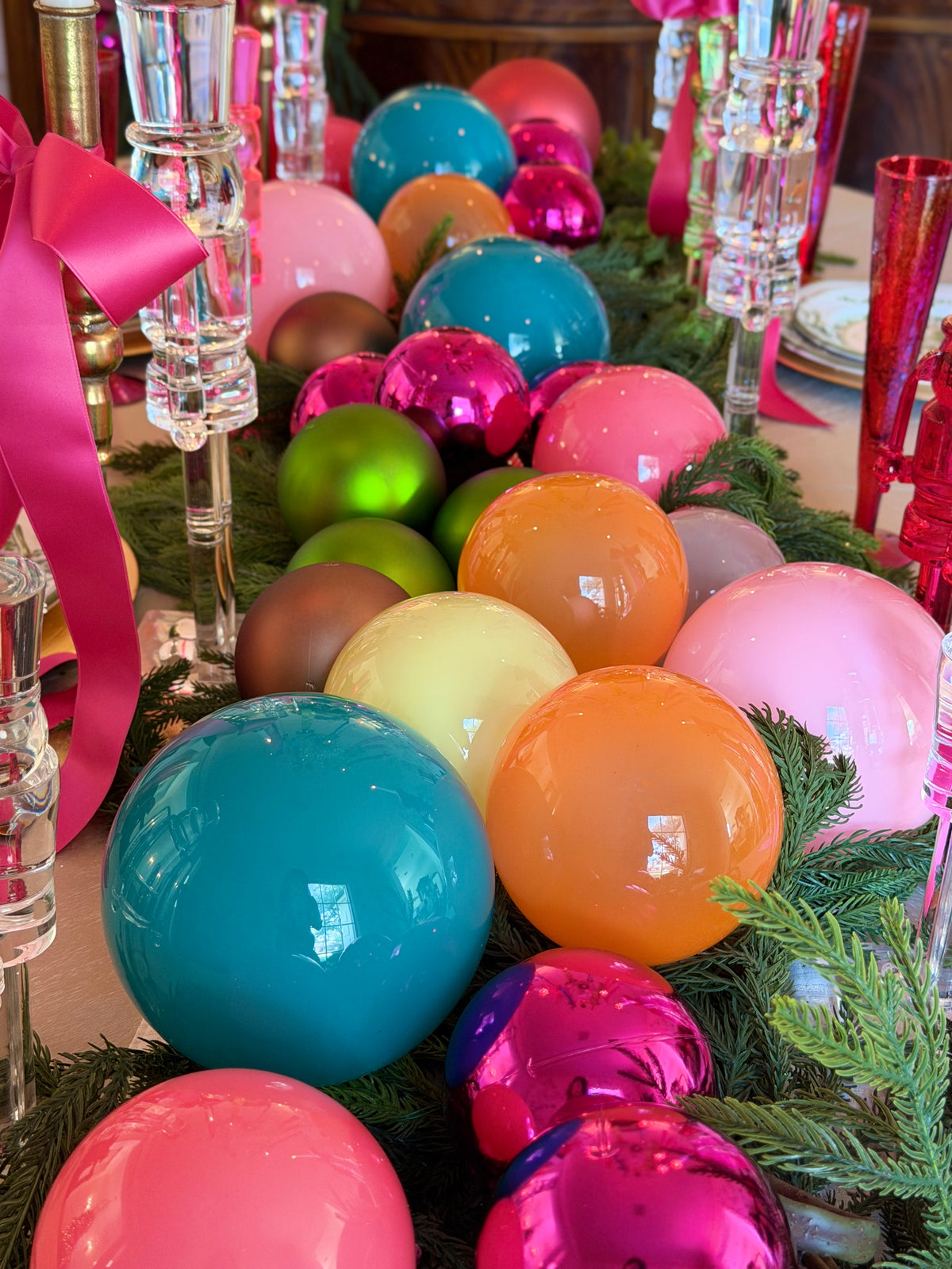 Maison de Joyeux Tablescape/Mantle Box