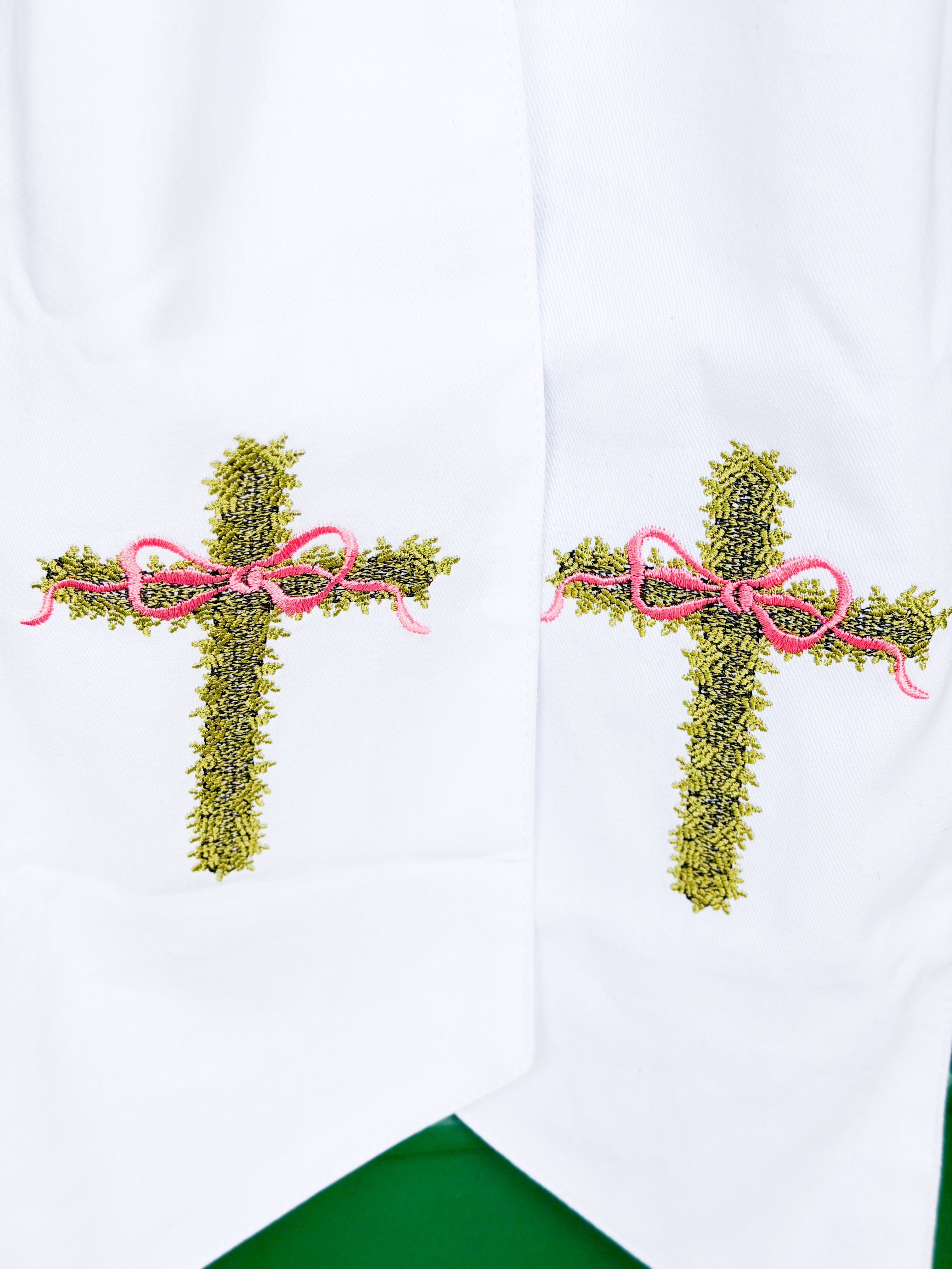 Blanc Box Heirloom Cross Linen Wreath Sash - Thumbnail 3