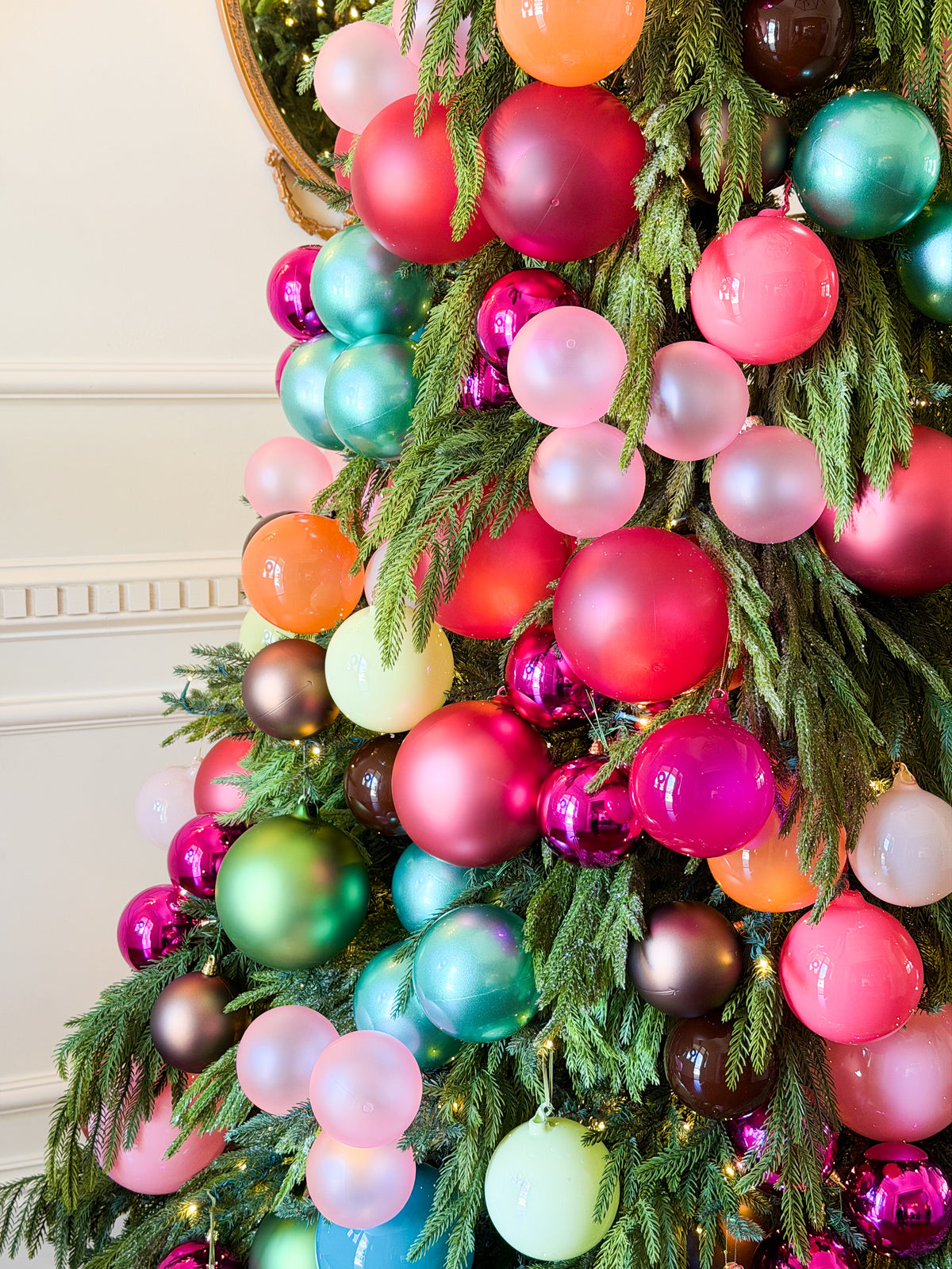 Maison de Joyeux Ornament Box