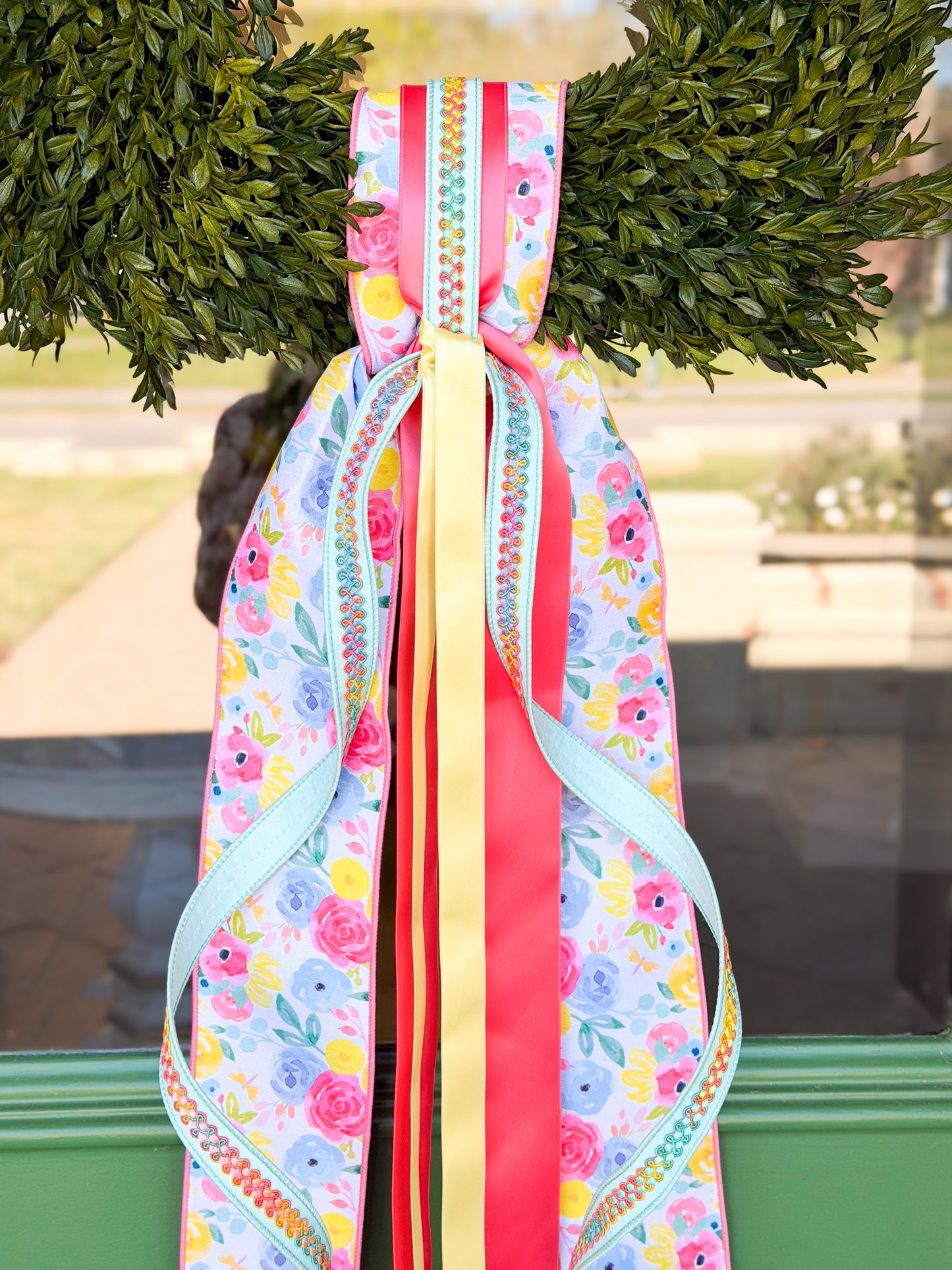 Fleur de Soleil Tea Leaf Wreath