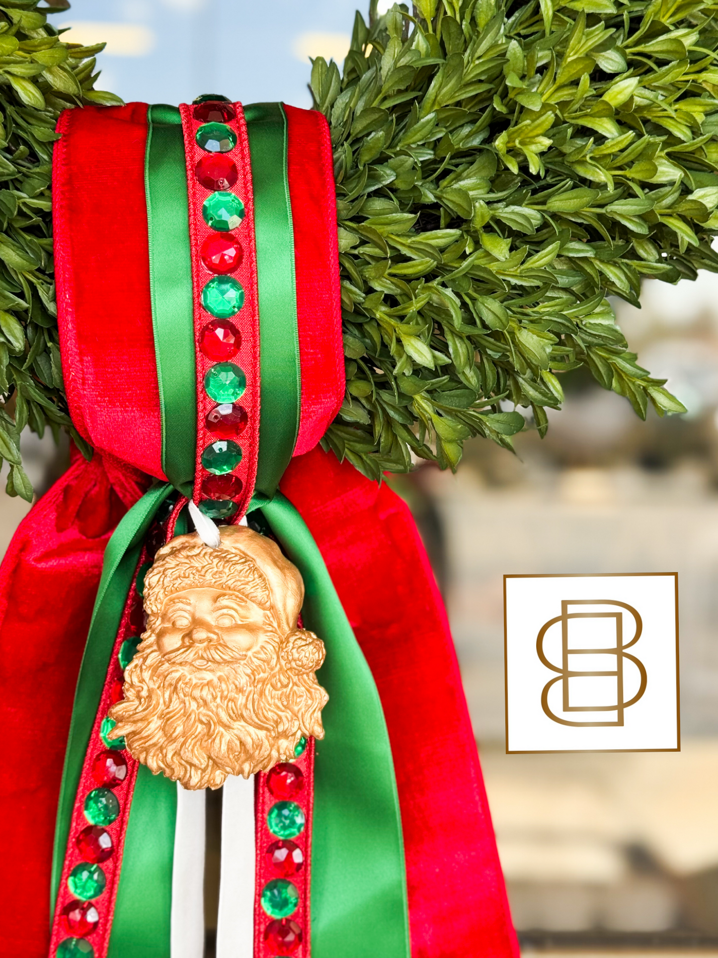 Holly Jolly Gems Tealeaf Wreath