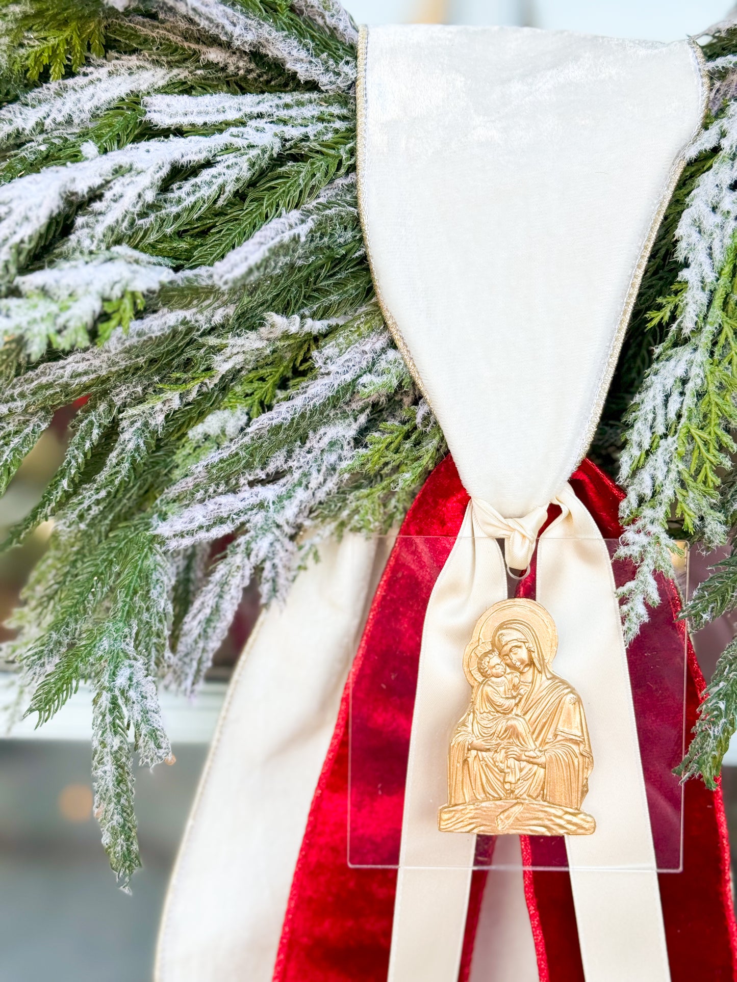 Emmanuel Wreath And Sash With Madonna And Child Ornament