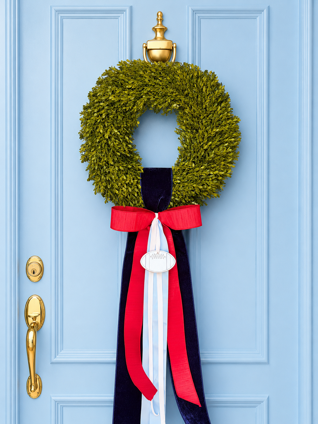 The Oxford Society Tea Leaf Wreath