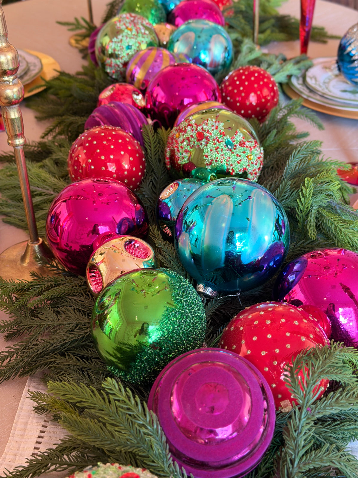 Maison de Bijoux Tablescape/Mantle Box