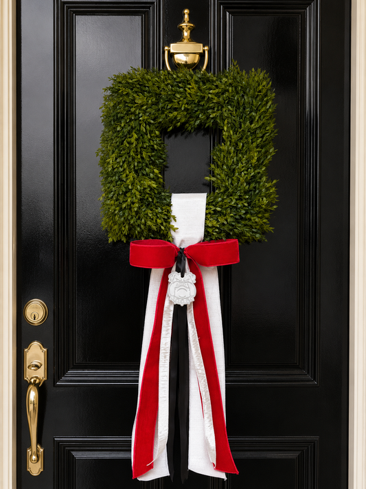 The Bulldog Manor Tea Leaf Wreath
