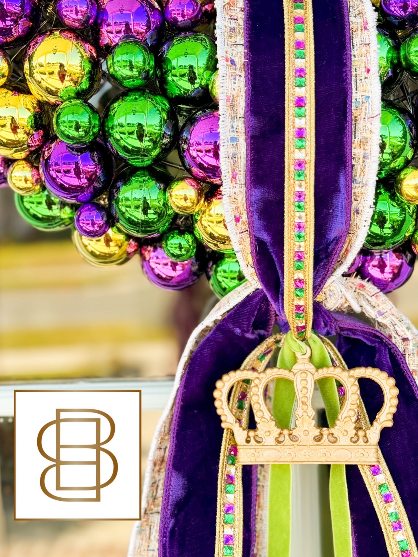 The Queen Of The Krewe Wreath And Sash (Small)