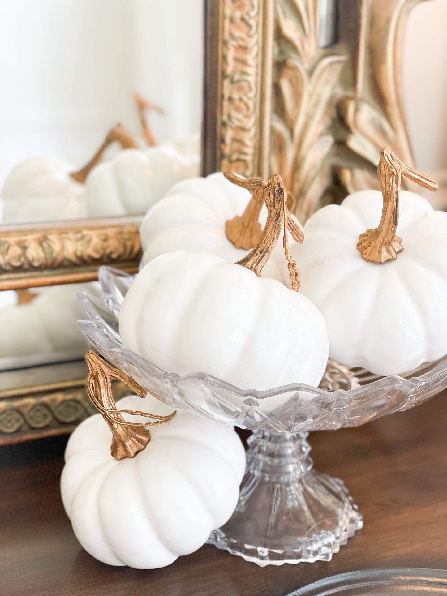 Set Of 4 White Pumpkins With Gold Stem