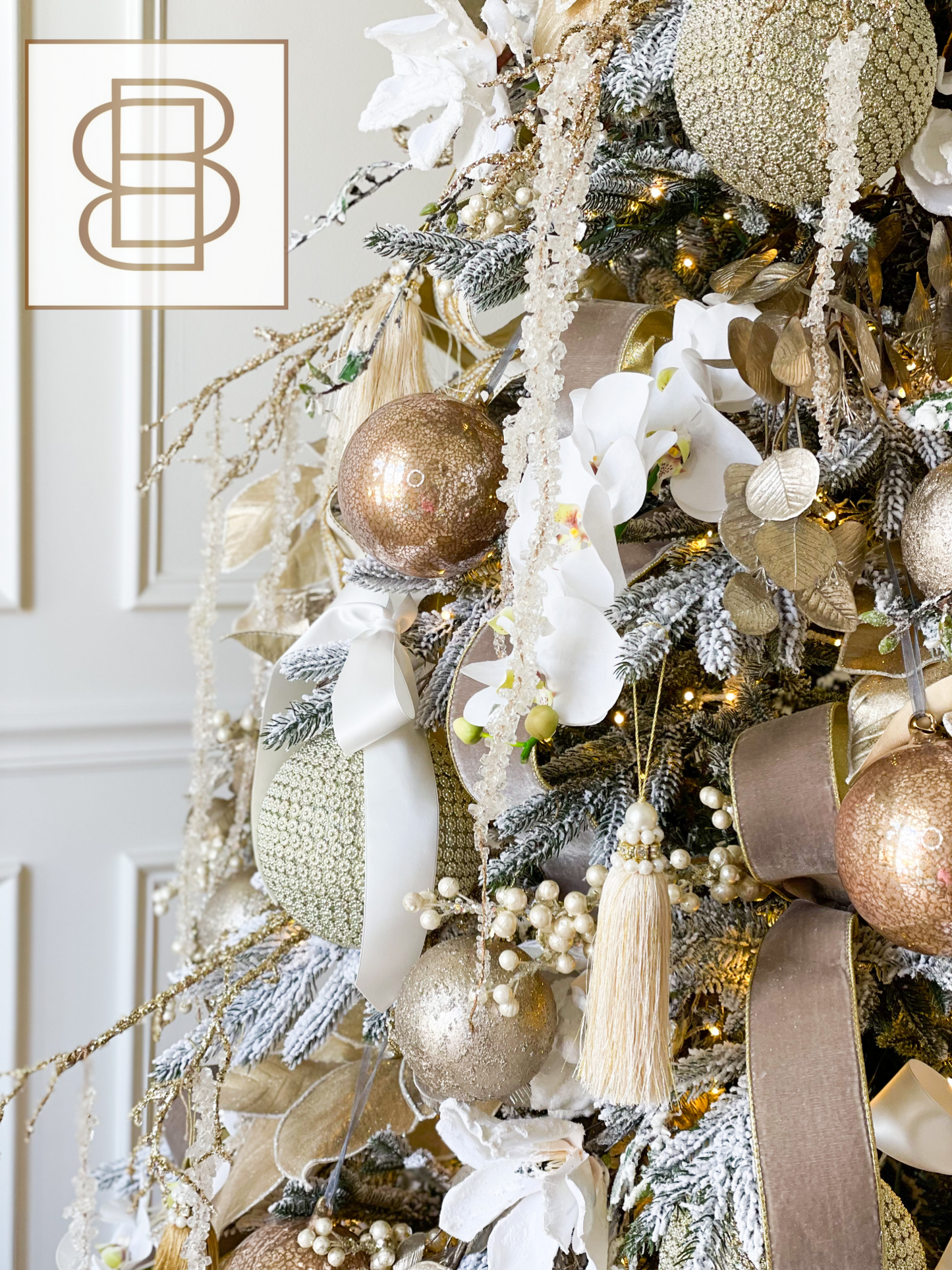 The Paris Christmas Tree Blanc Box