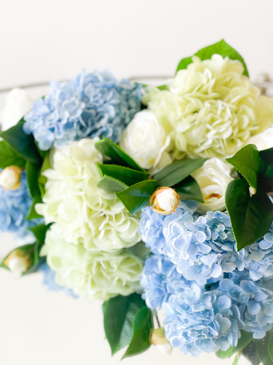 The Charolette Blanc Box Bouquet